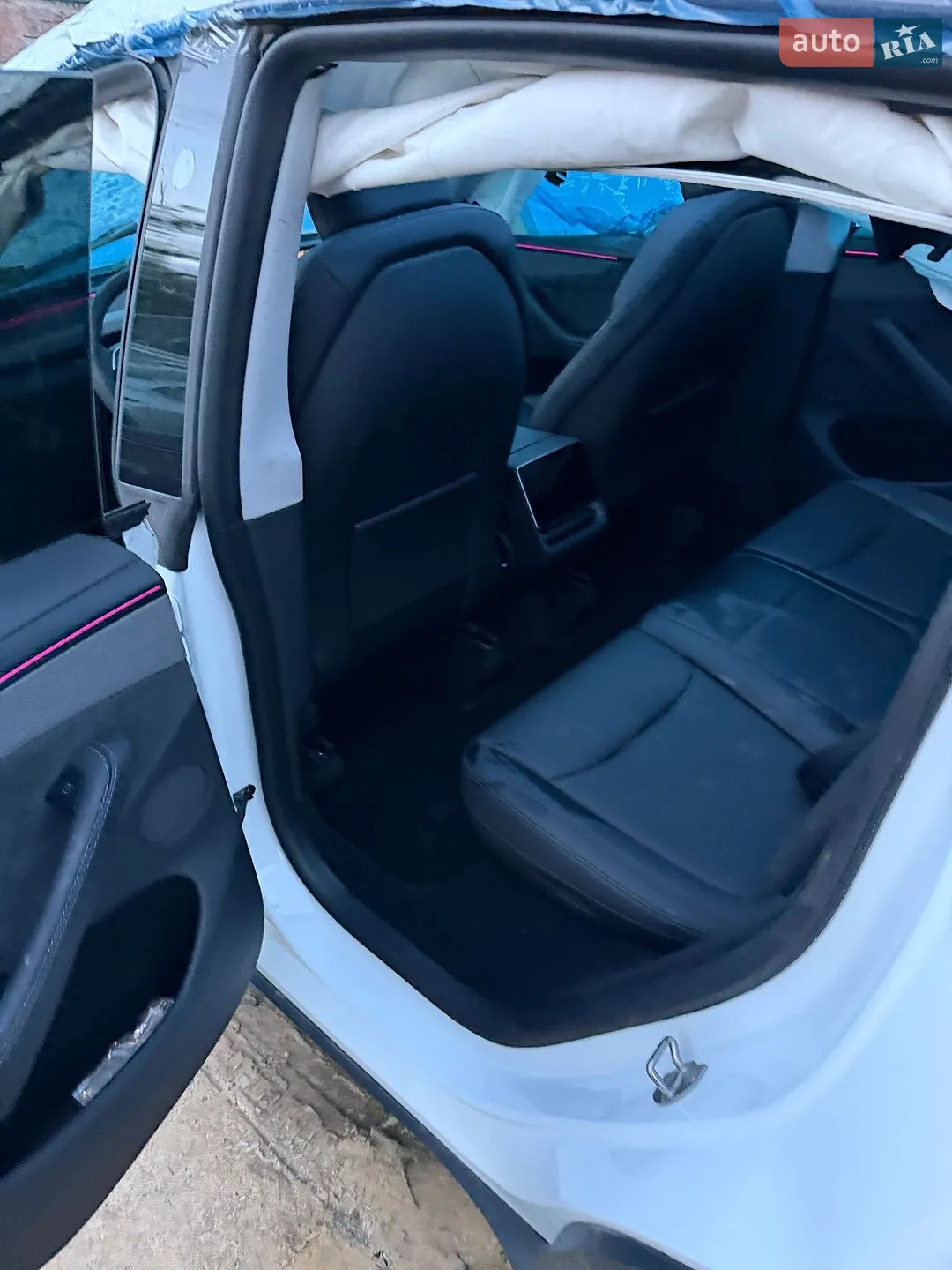 2025 Tesla Model Y - мініатюра 42