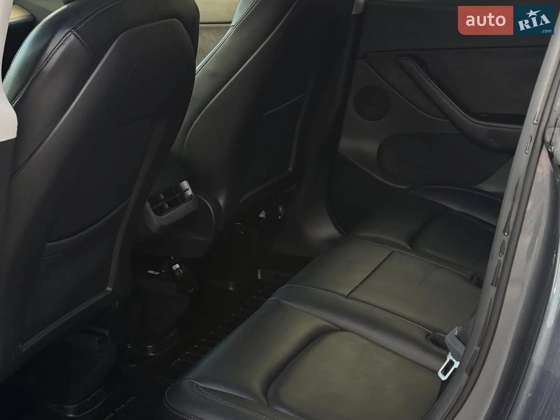 2021 Tesla Model Y - мініатюра 13