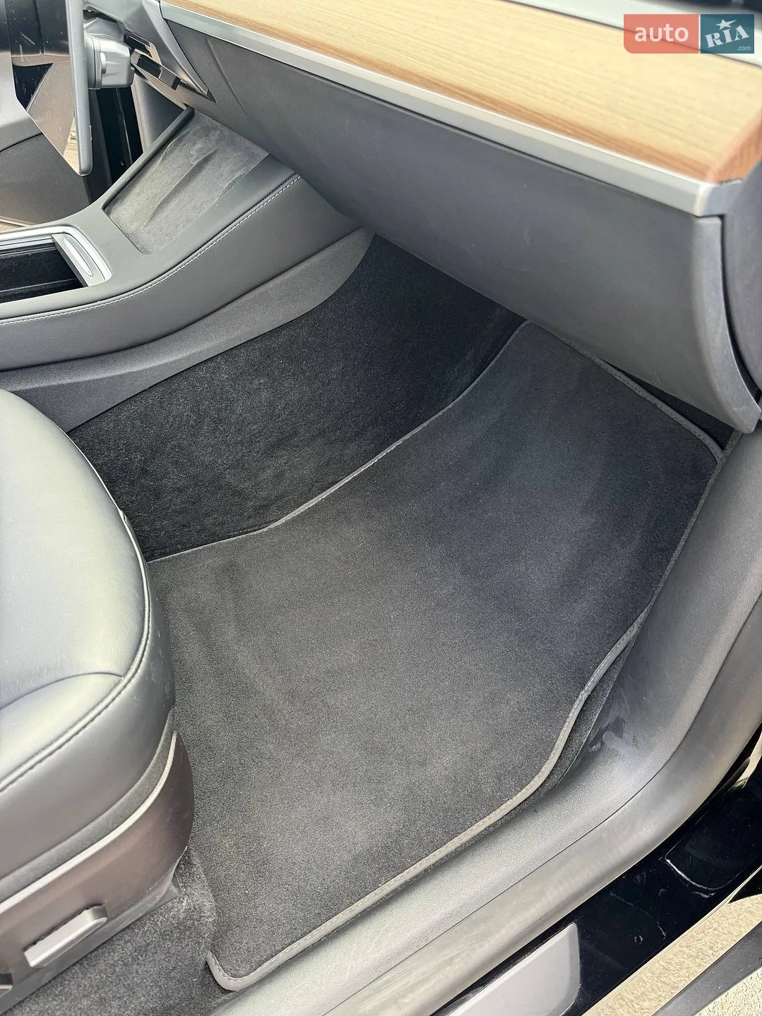 2022 Tesla Model Y - мініатюра 21