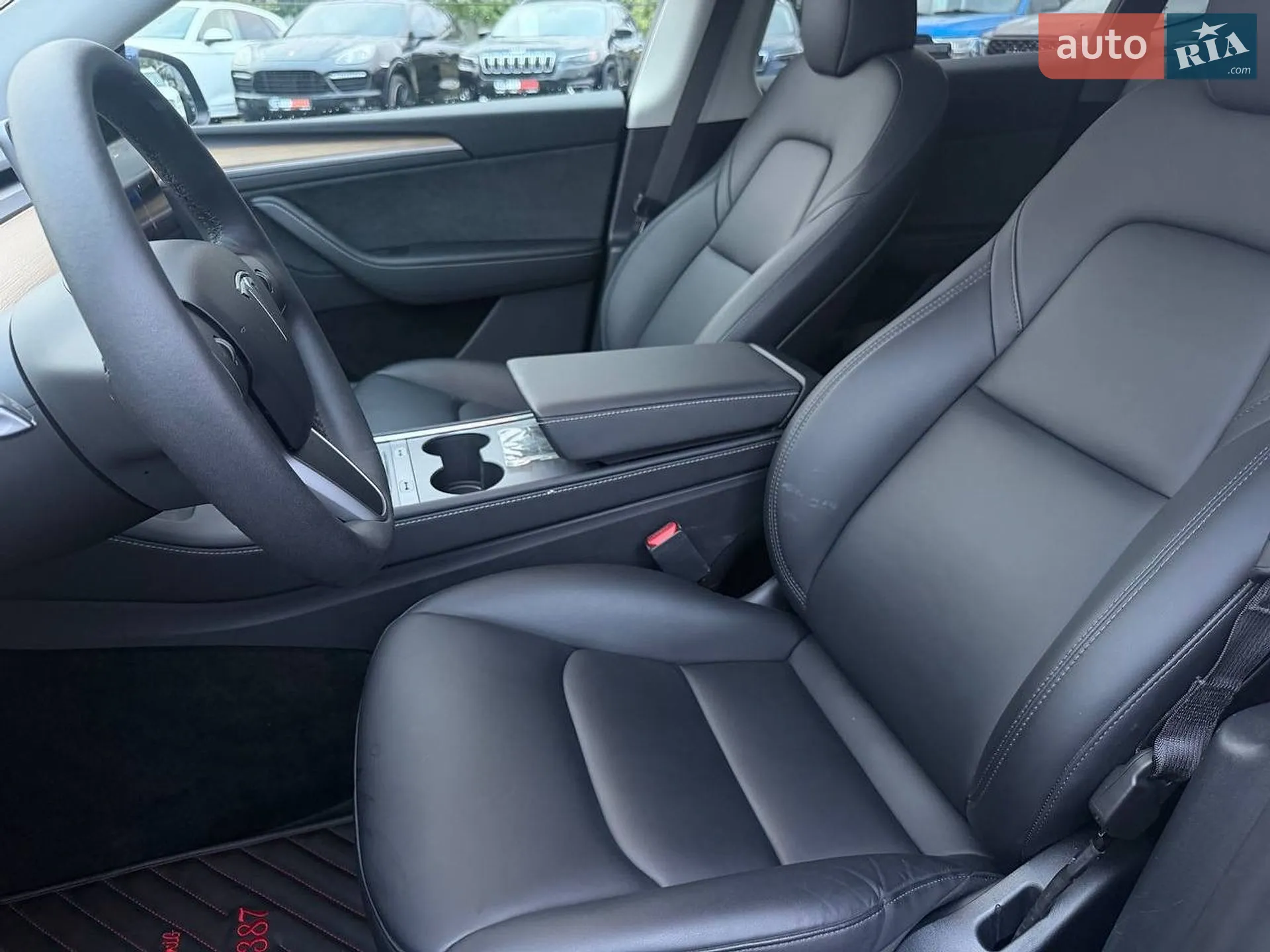 2024 Tesla Model Y - мініатюра 15