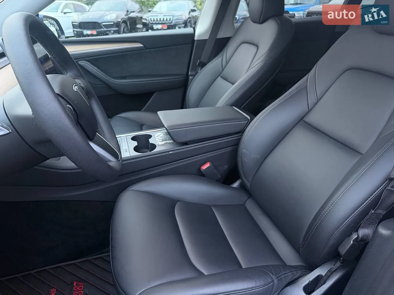 Позашляховик / Кросовер Tesla Model Y 2024 в Харкові фото 15