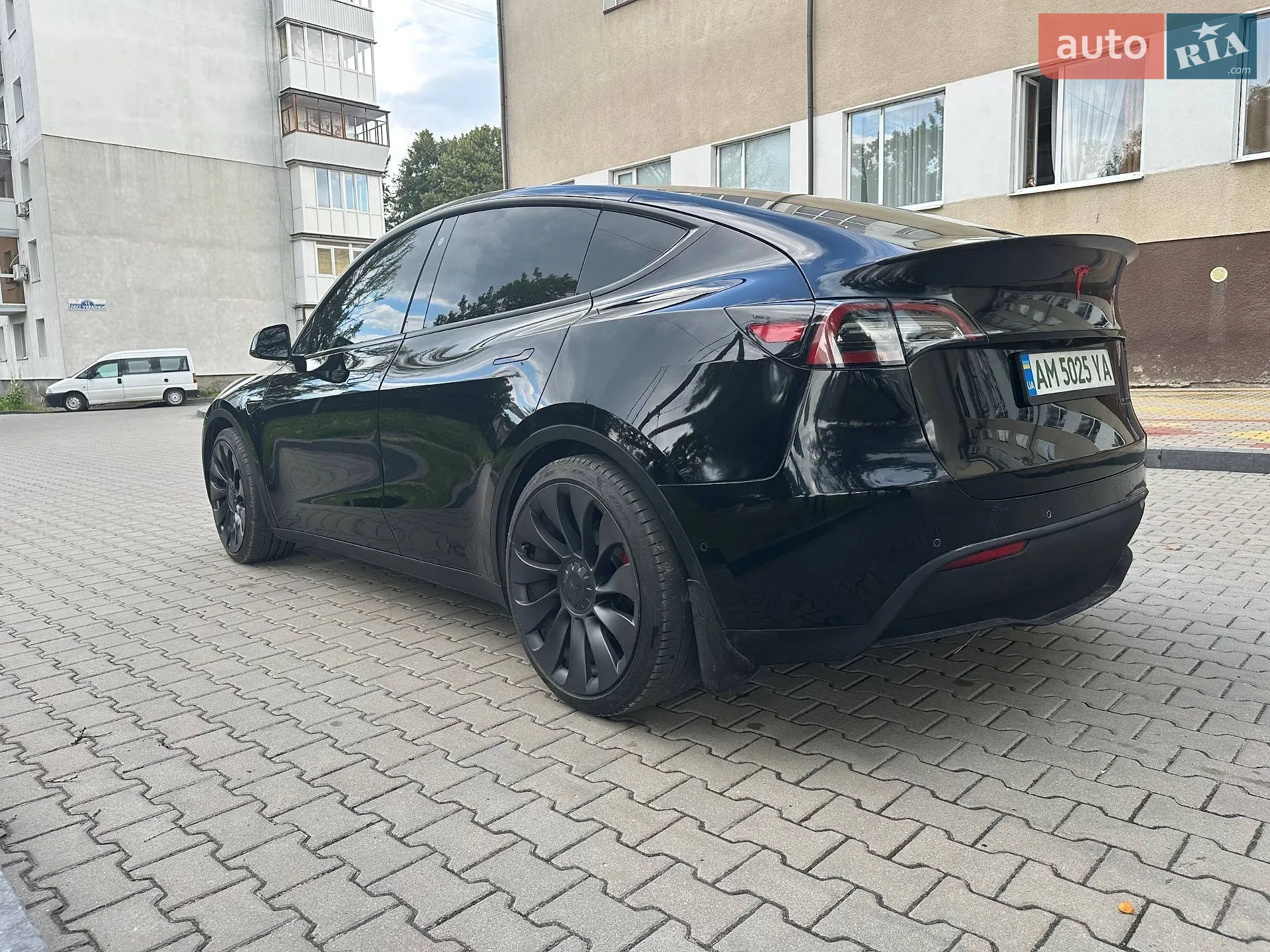 2021 Tesla Model Y - мініатюра 2