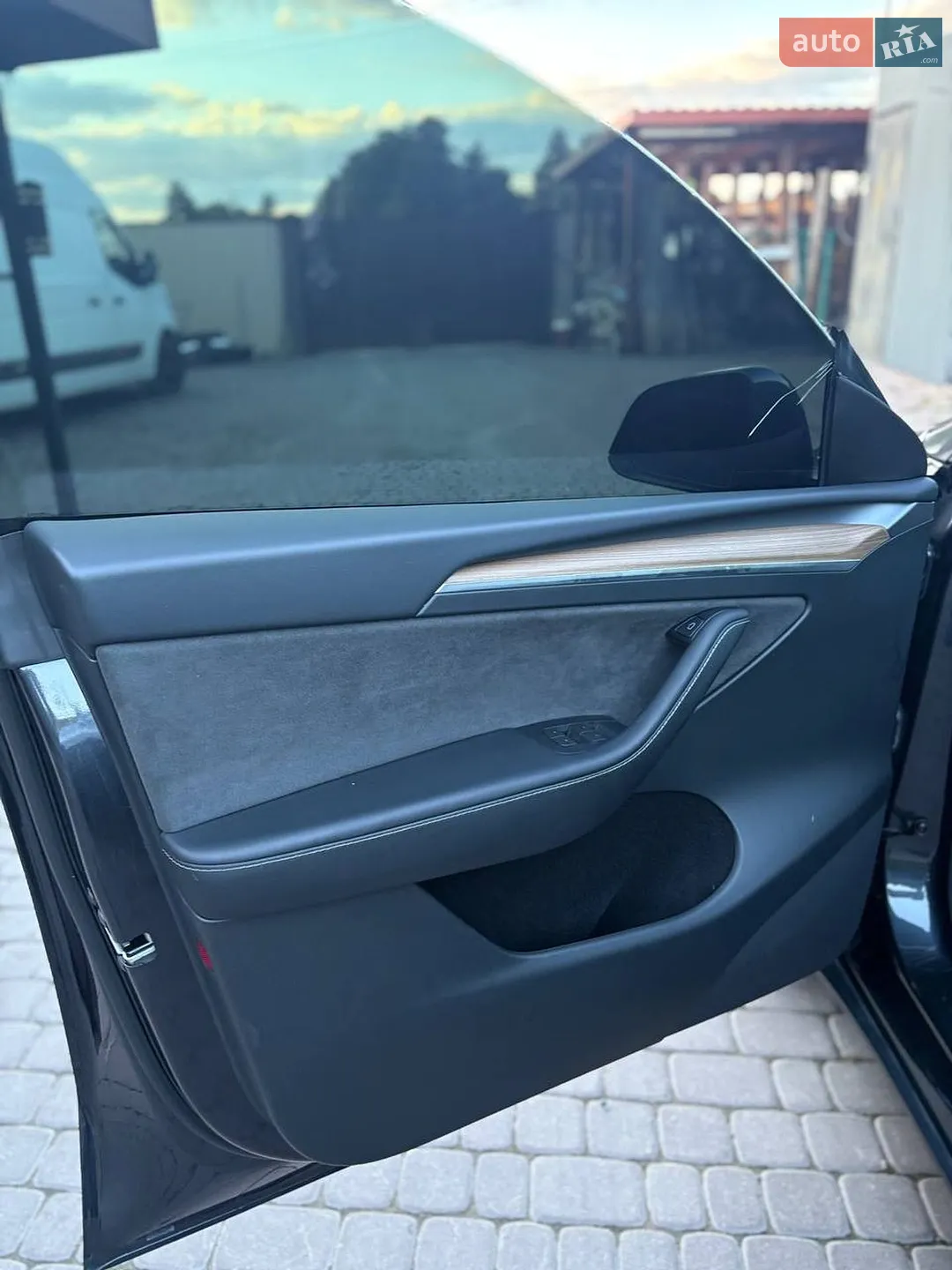 2024 Tesla Model Y - мініатюра 22