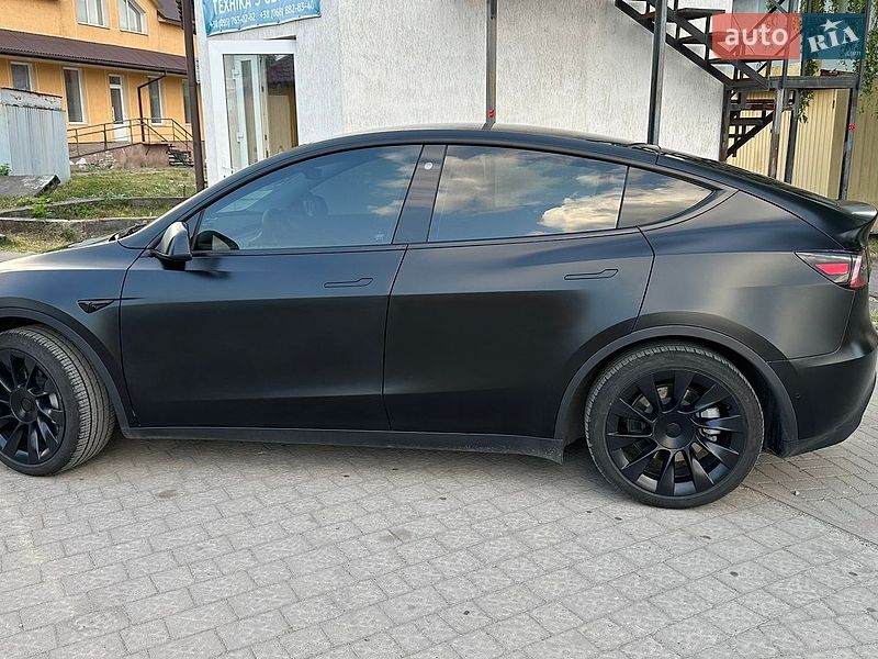 Позашляховик / Кросовер Tesla Model Y 2021 в Бродах