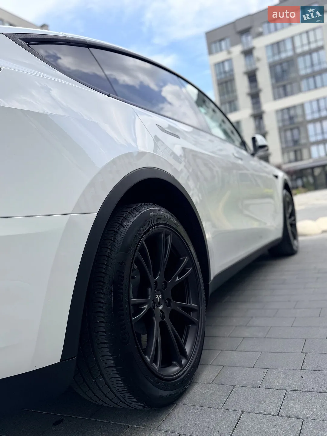 2024 Tesla Model Y - мініатюра 9