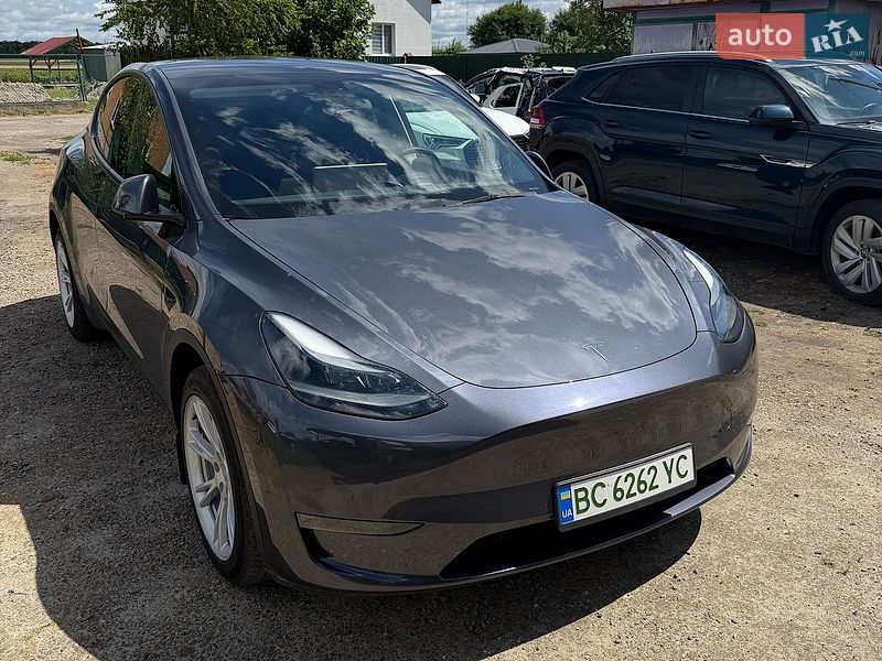 Внедорожник / Кроссовер Tesla Model Y 2023 в Буске