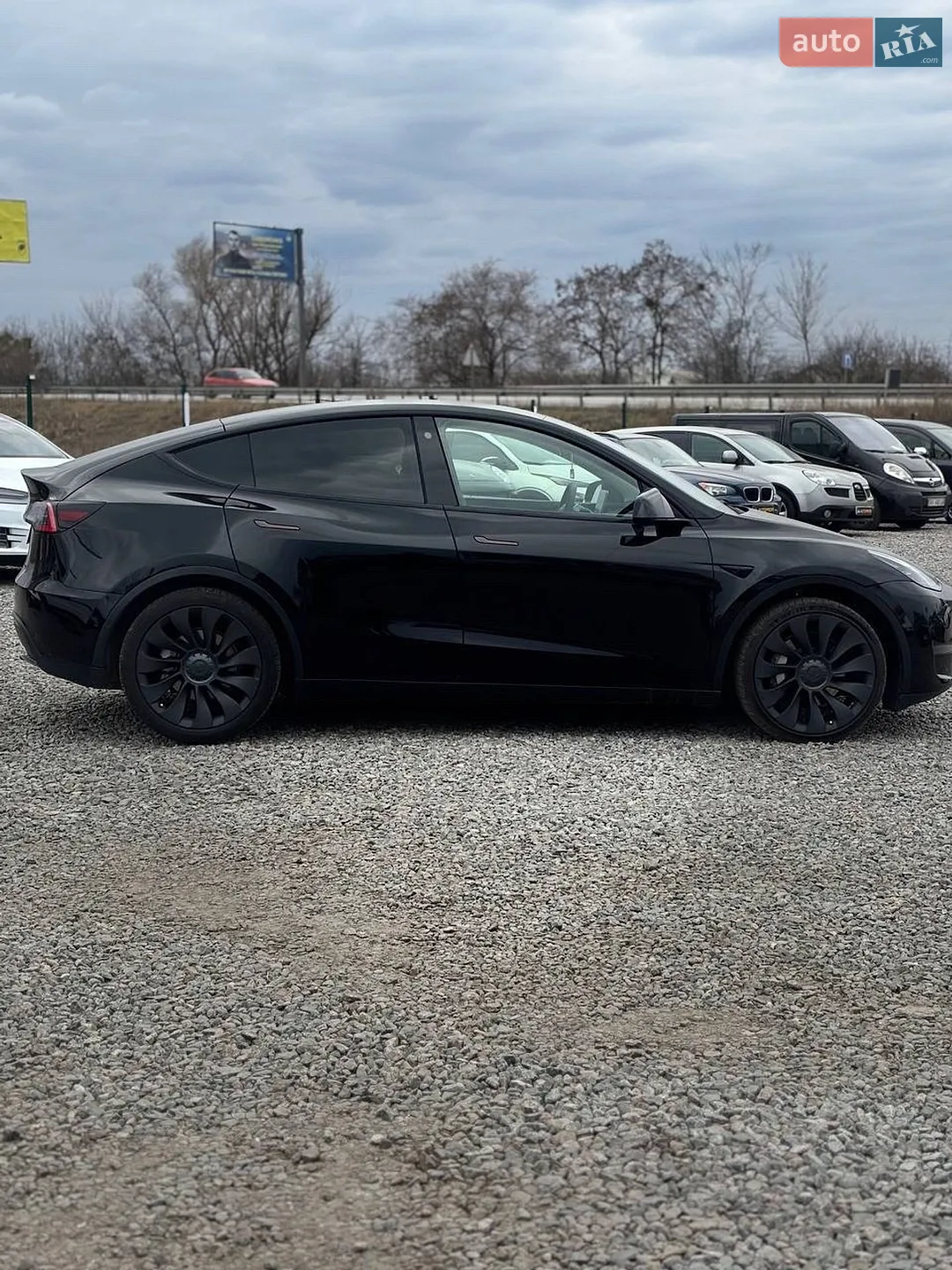 2021 Tesla Model Y - мініатюра 8