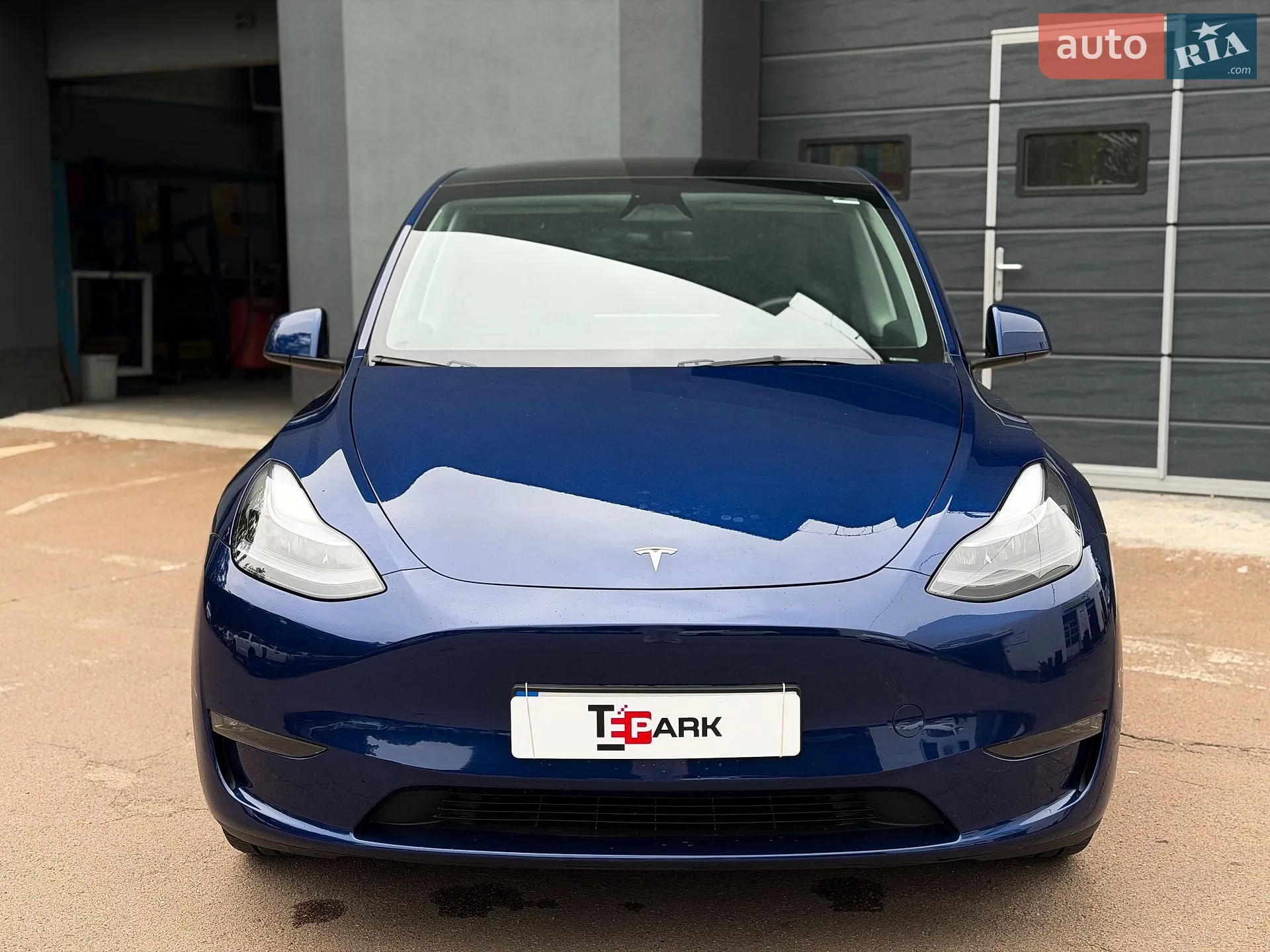 2024 Tesla Model Y - мініатюра 3