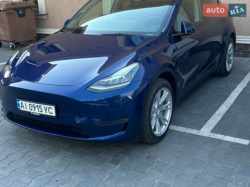 Позашляховик / Кросовер Tesla Model Y 2023 в Києві
