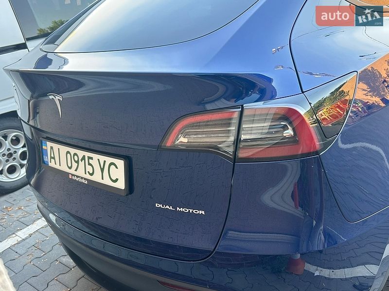 Позашляховик / Кросовер Tesla Model Y 2023 в Києві
