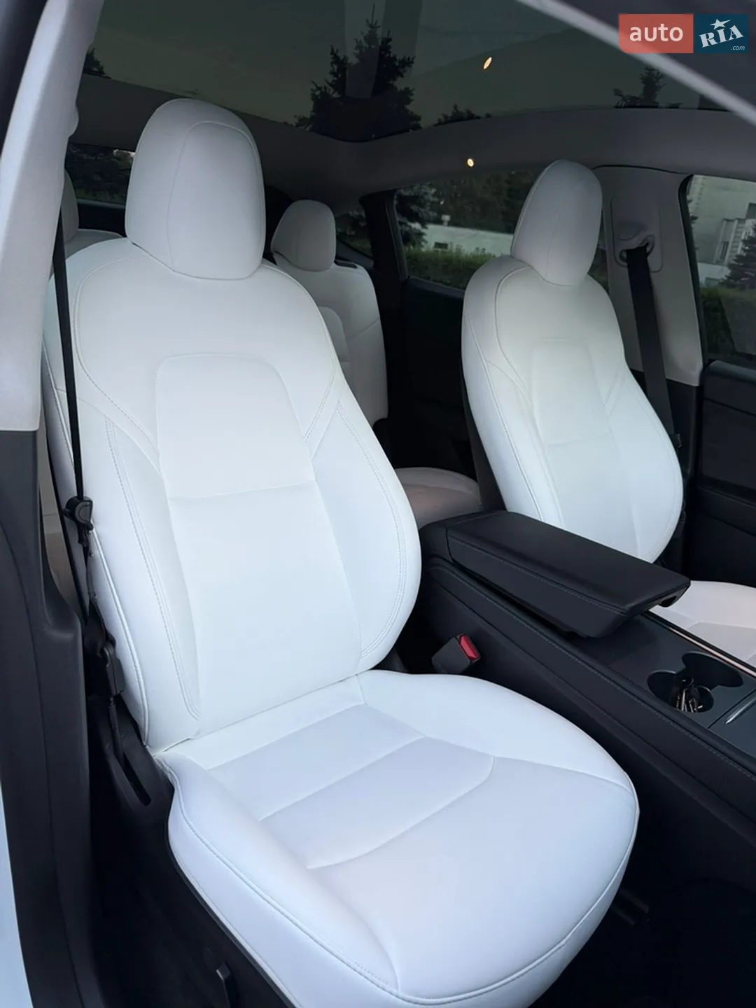2022 Tesla Model Y - мініатюра 15