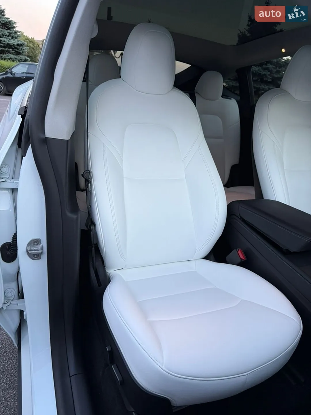 2022 Tesla Model Y - мініатюра 29
