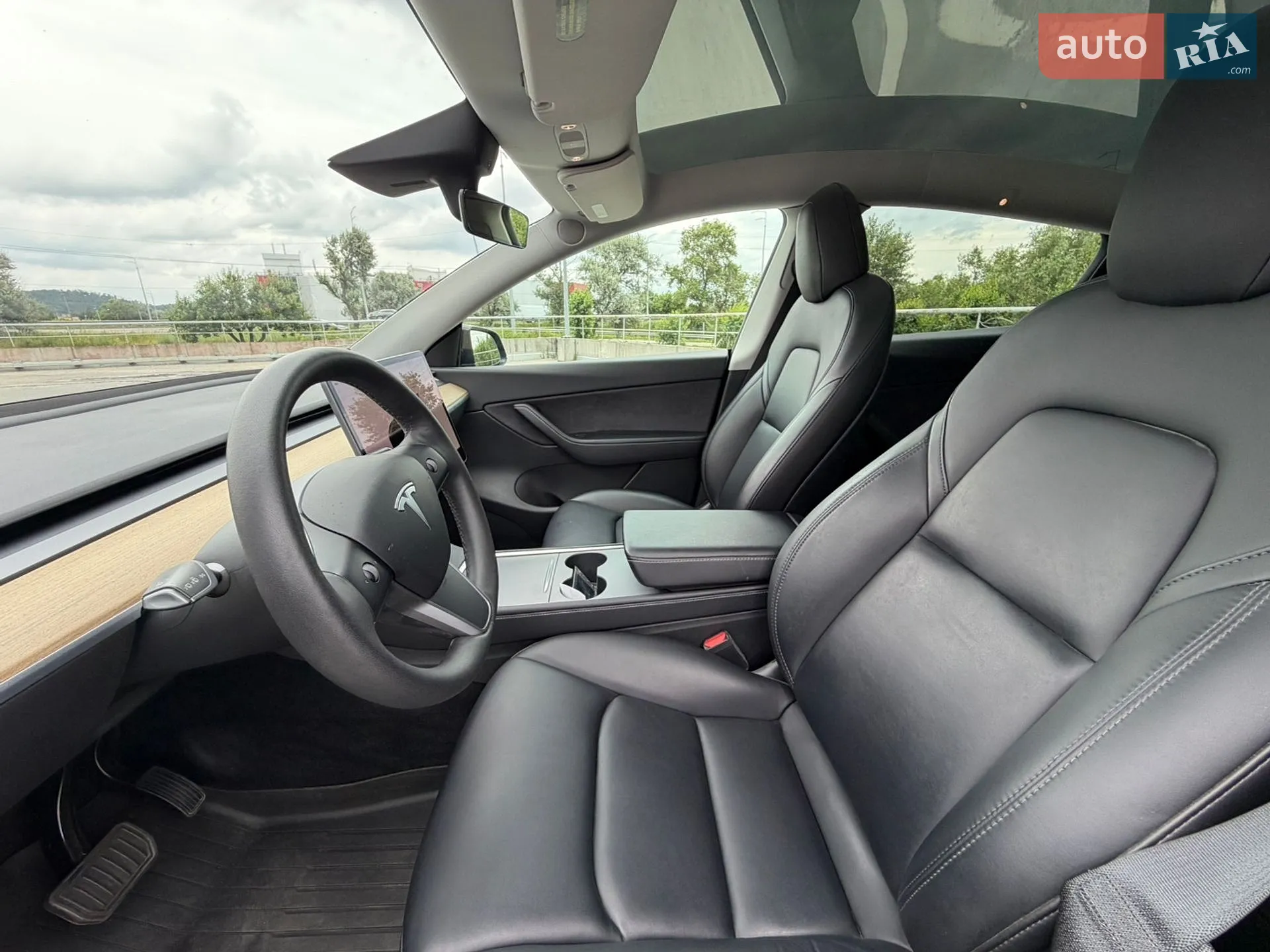 2022 Tesla Model Y - мініатюра 9