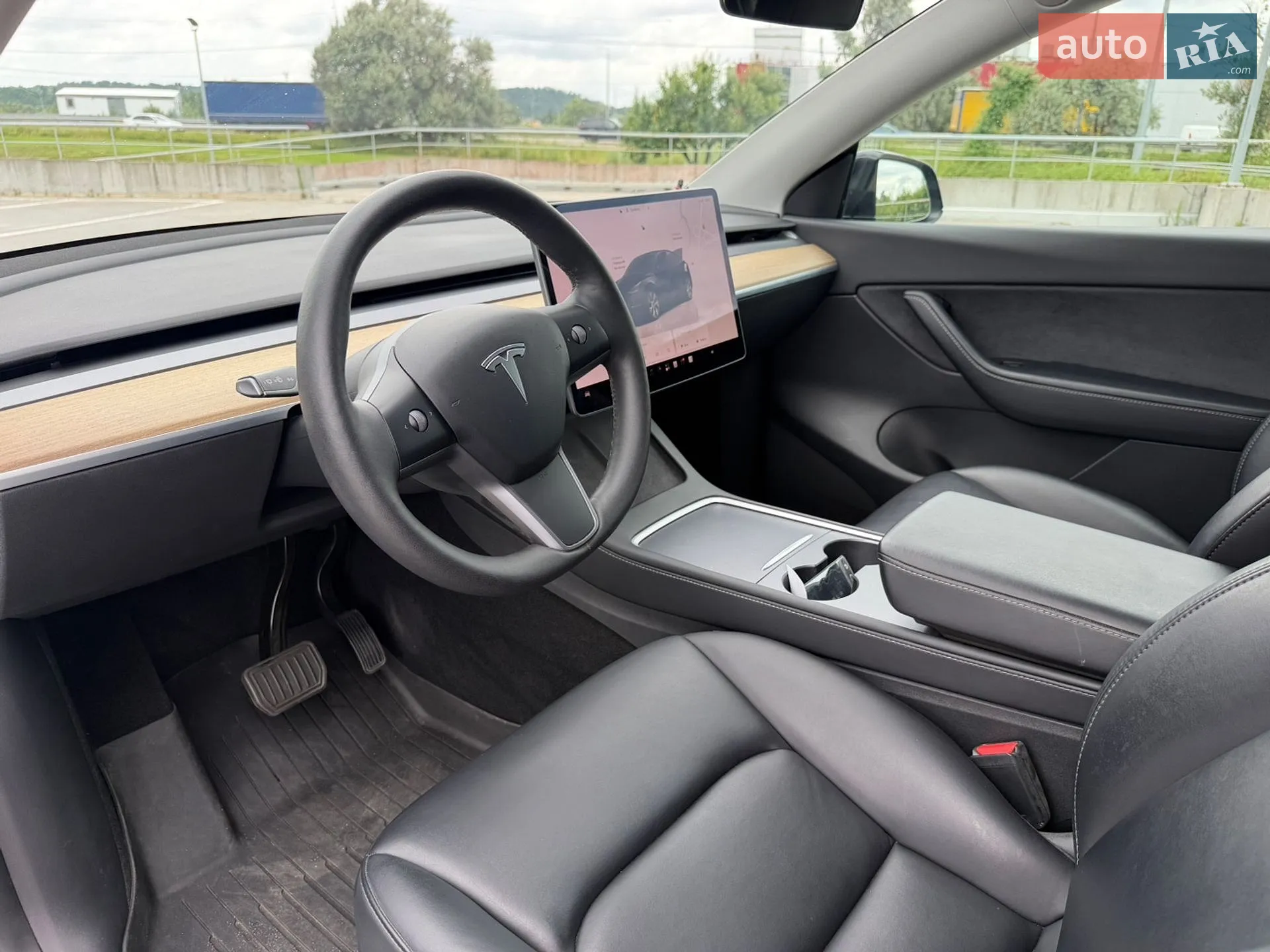 2022 Tesla Model Y - мініатюра 8