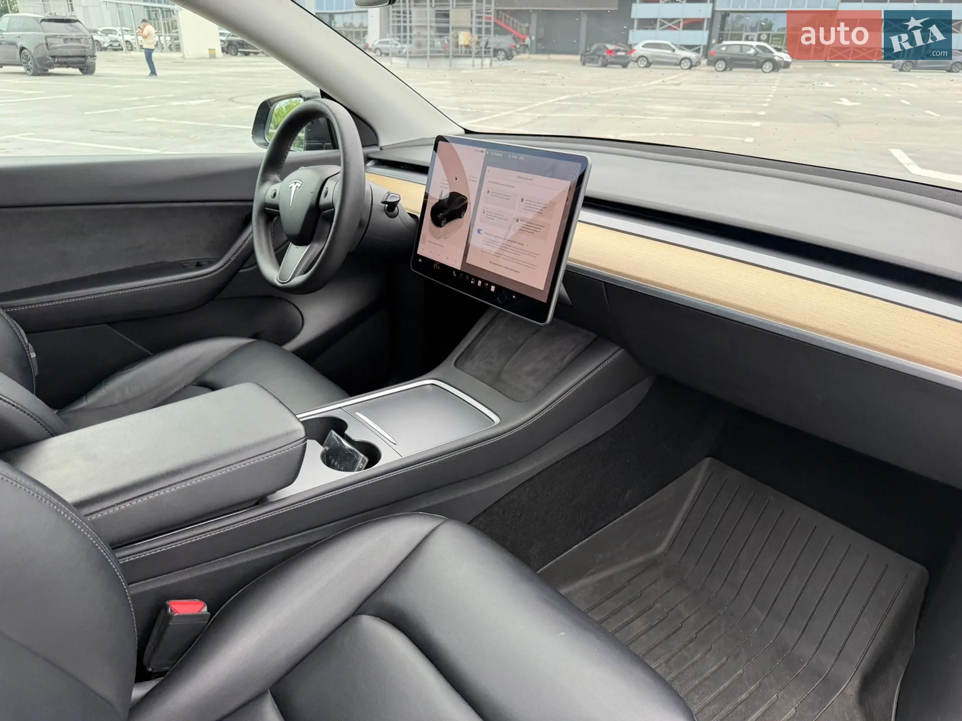 2022 Tesla Model Y - мініатюра 11