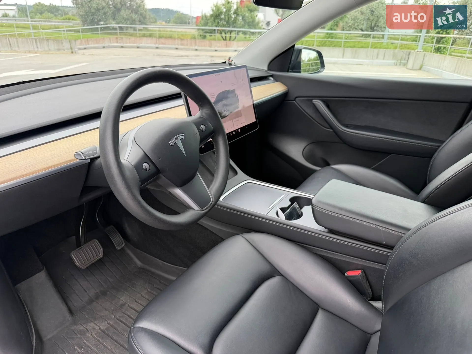2022 Tesla Model Y - мініатюра 17