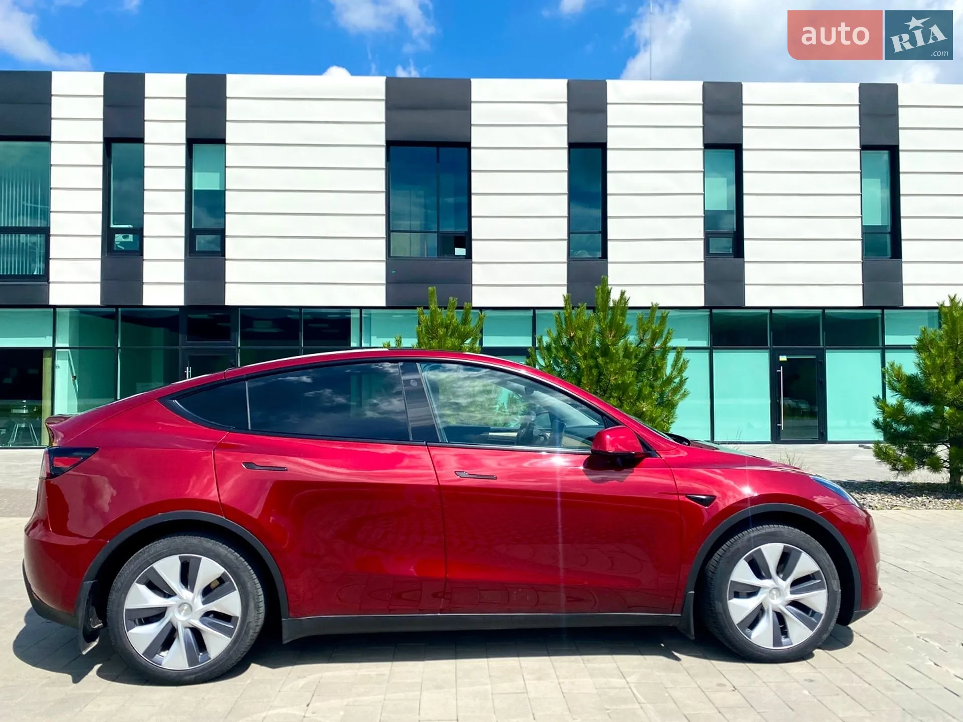 2024 Tesla Model Y - мініатюра 18