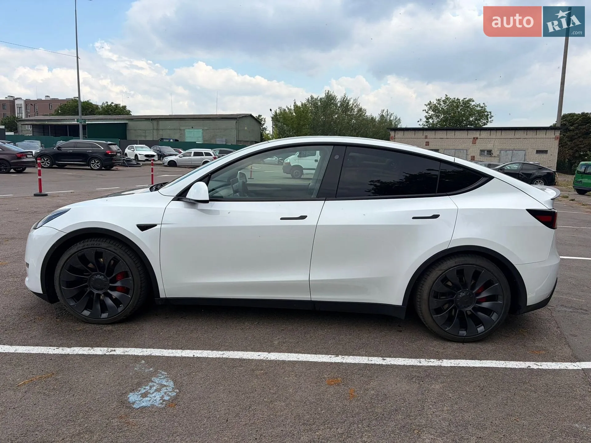 2024 Tesla Model Y - мініатюра 5