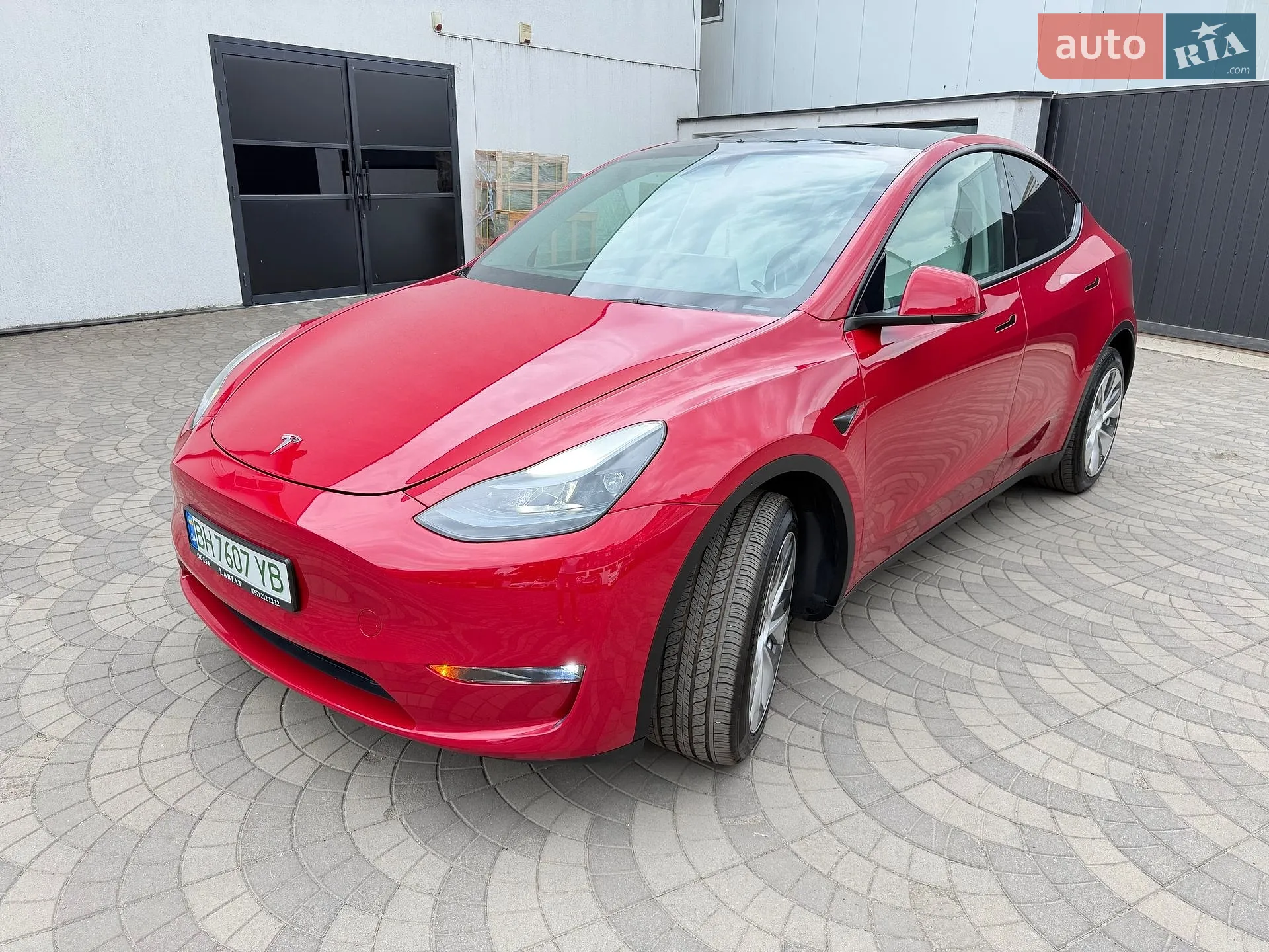 2023 Tesla Model Y - мініатюра 2