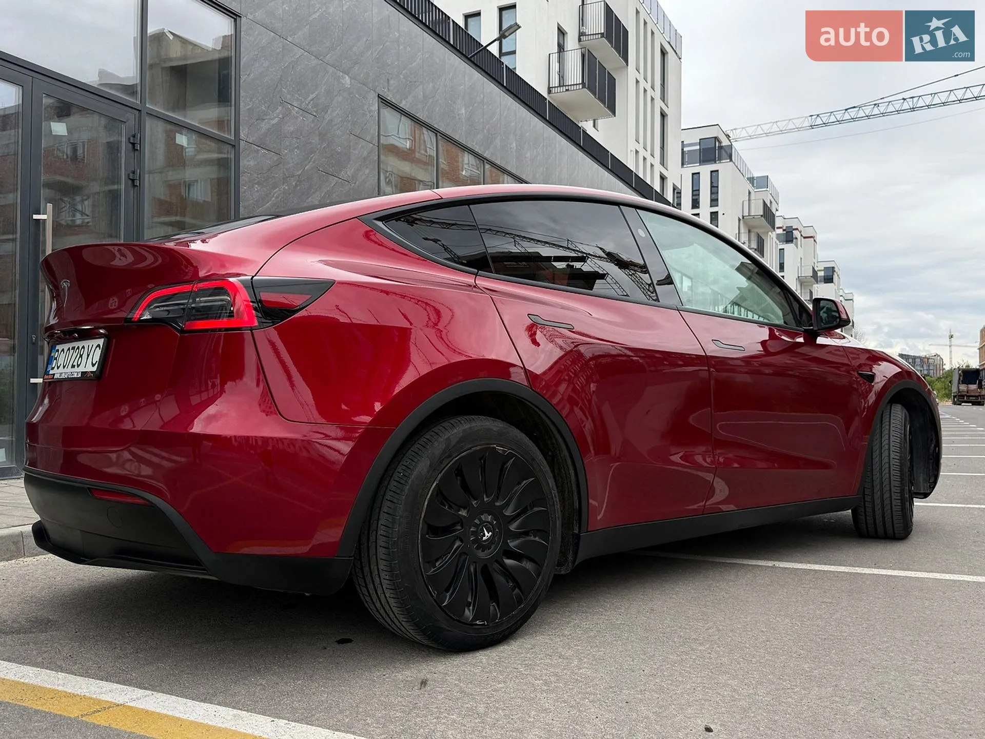 2024 Tesla Model Y - мініатюра 10