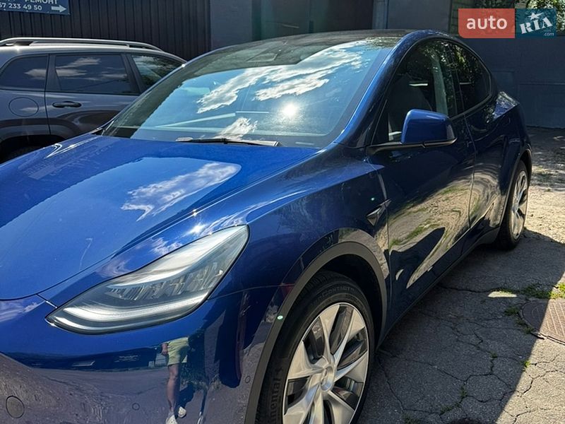 Внедорожник / Кроссовер Tesla Model Y 2021 в Киеве фото 5 Внедорожник / Кроссовер Tesla Model Y 2021 в Киеве