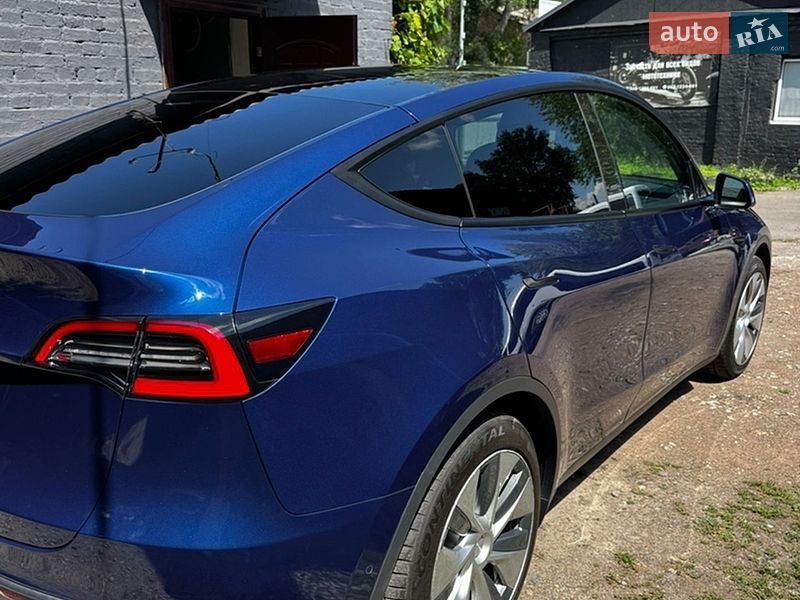Внедорожник / Кроссовер Tesla Model Y 2021 в Киеве фото 10 Внедорожник / Кроссовер Tesla Model Y 2021 в Киеве