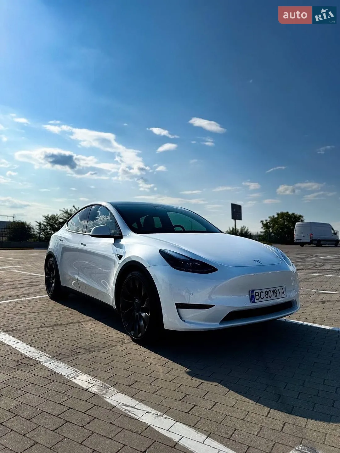 2022 Tesla Model Y - мініатюра 4