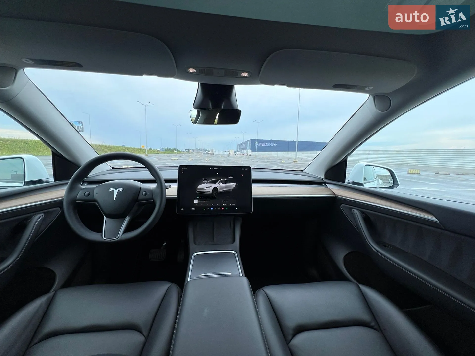 2024 Tesla Model Y - мініатюра 18