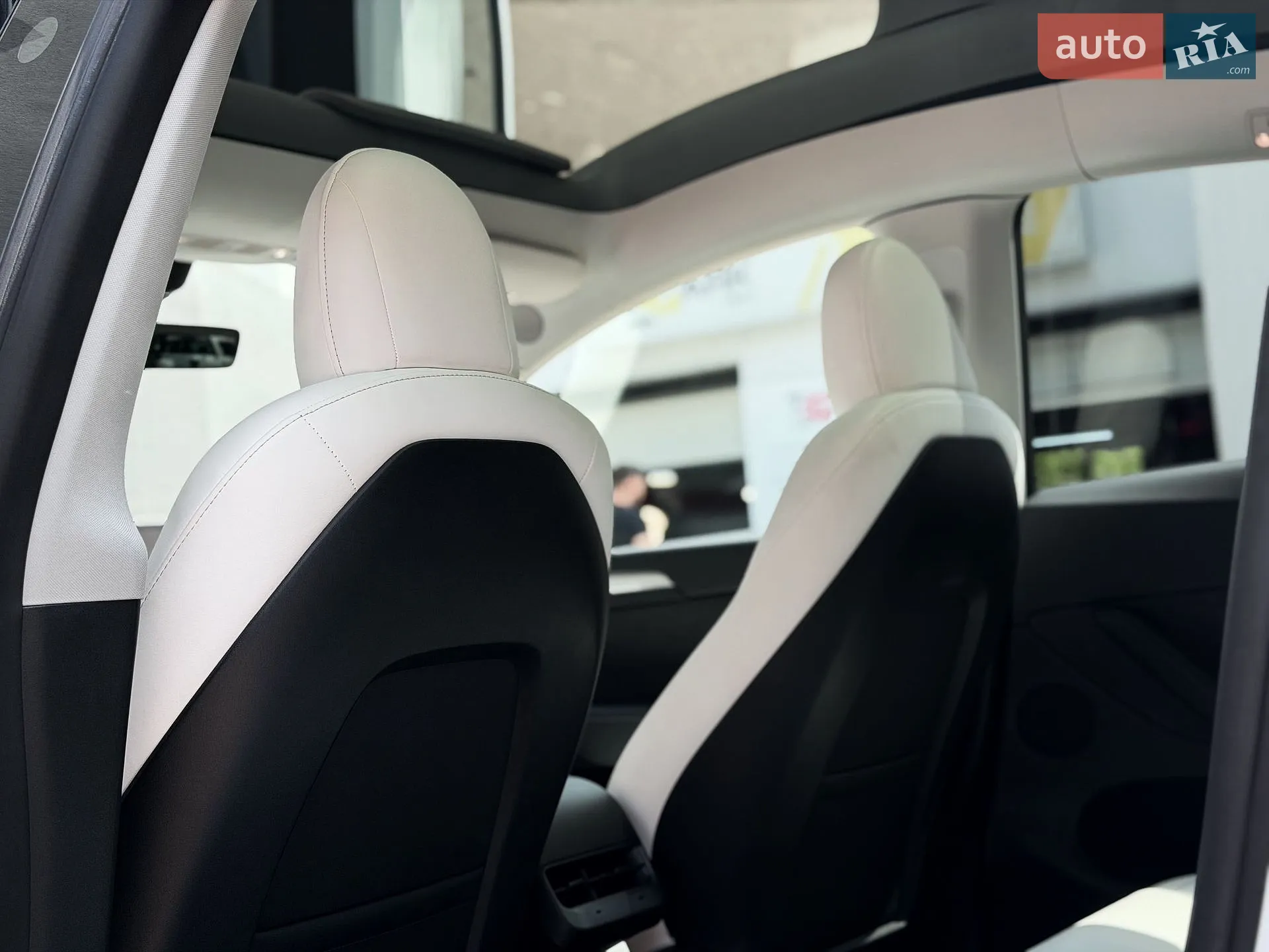 2022 Tesla Model Y - мініатюра 18