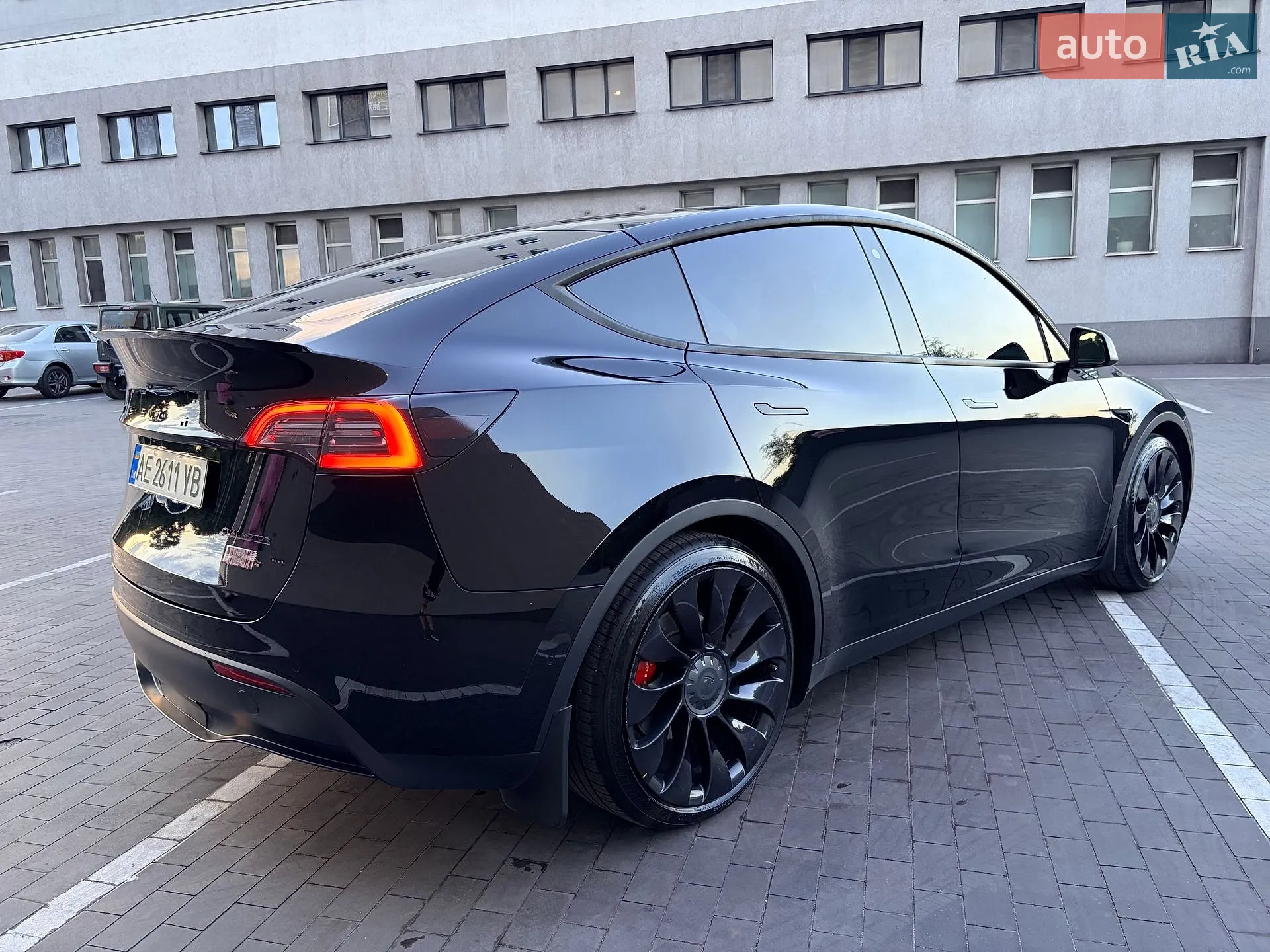 2022 Tesla Model Y - мініатюра 28