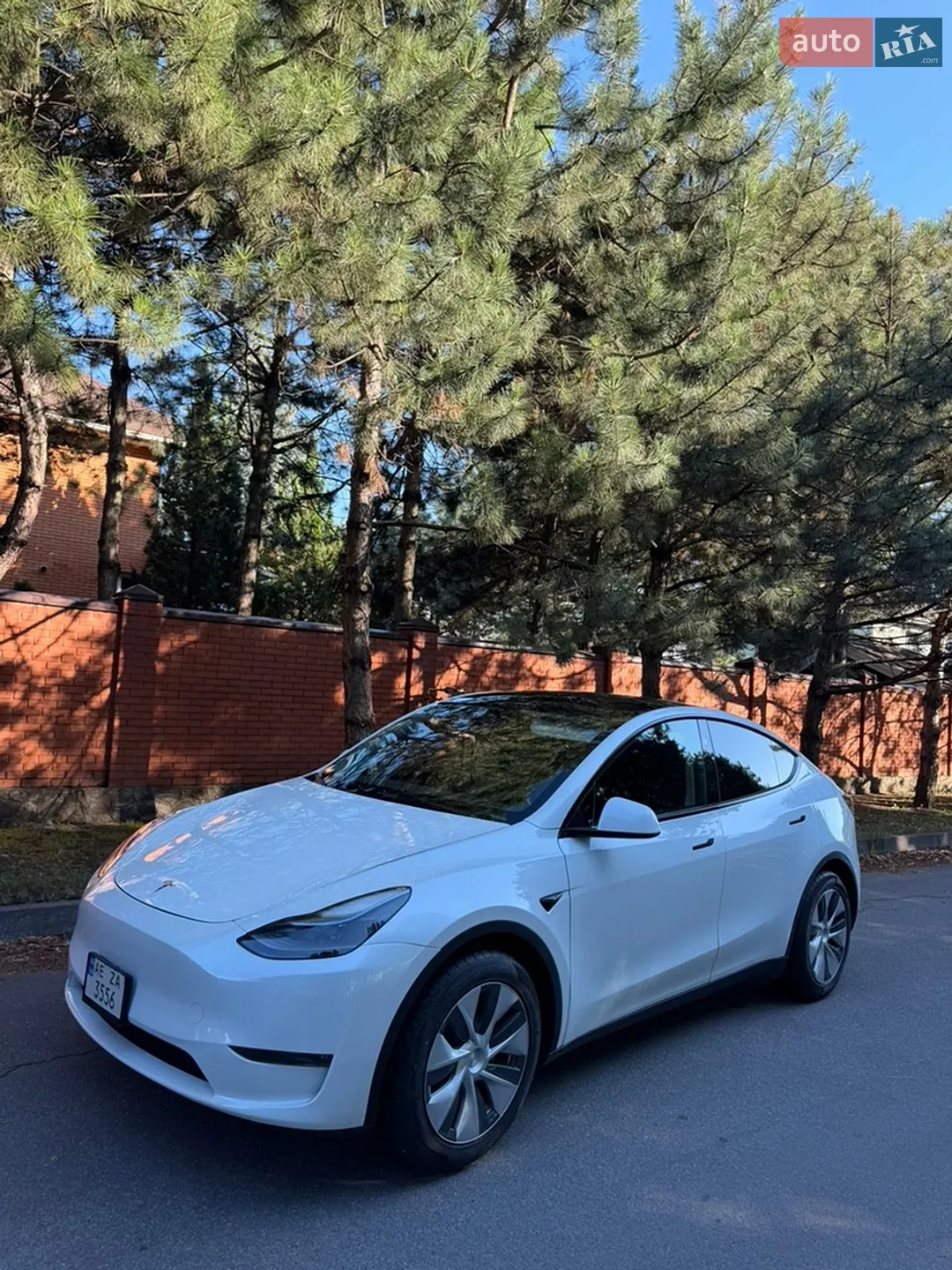 2023 Tesla Model Y - мініатюра 3