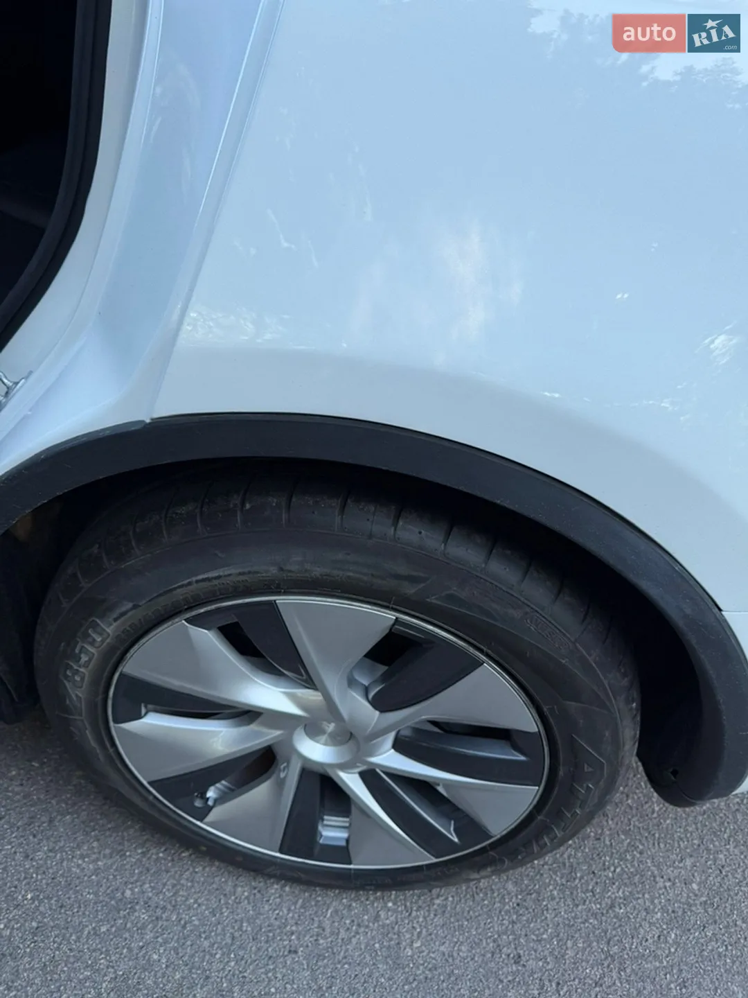 2023 Tesla Model Y - мініатюра 13
