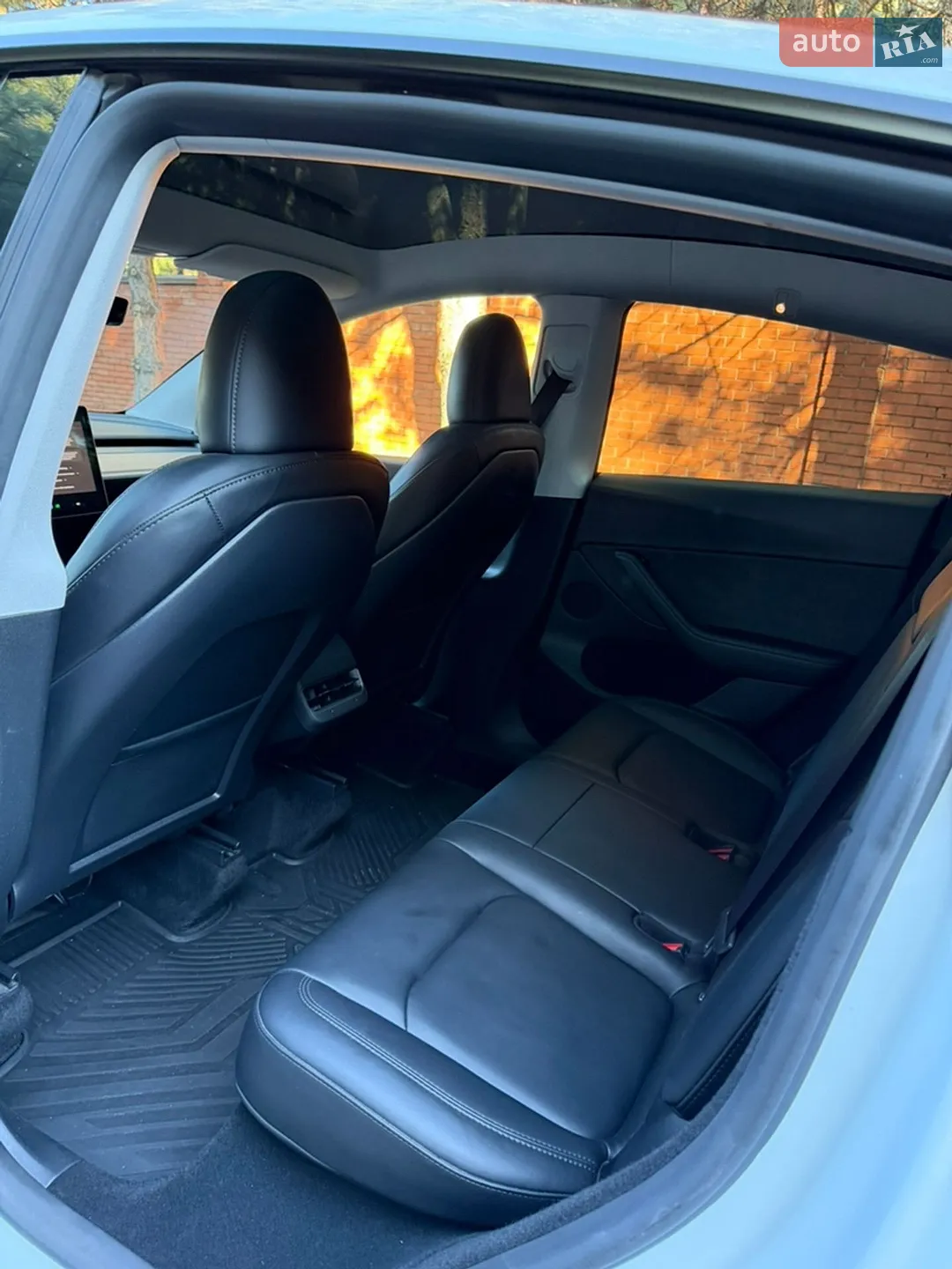 2023 Tesla Model Y - мініатюра 15