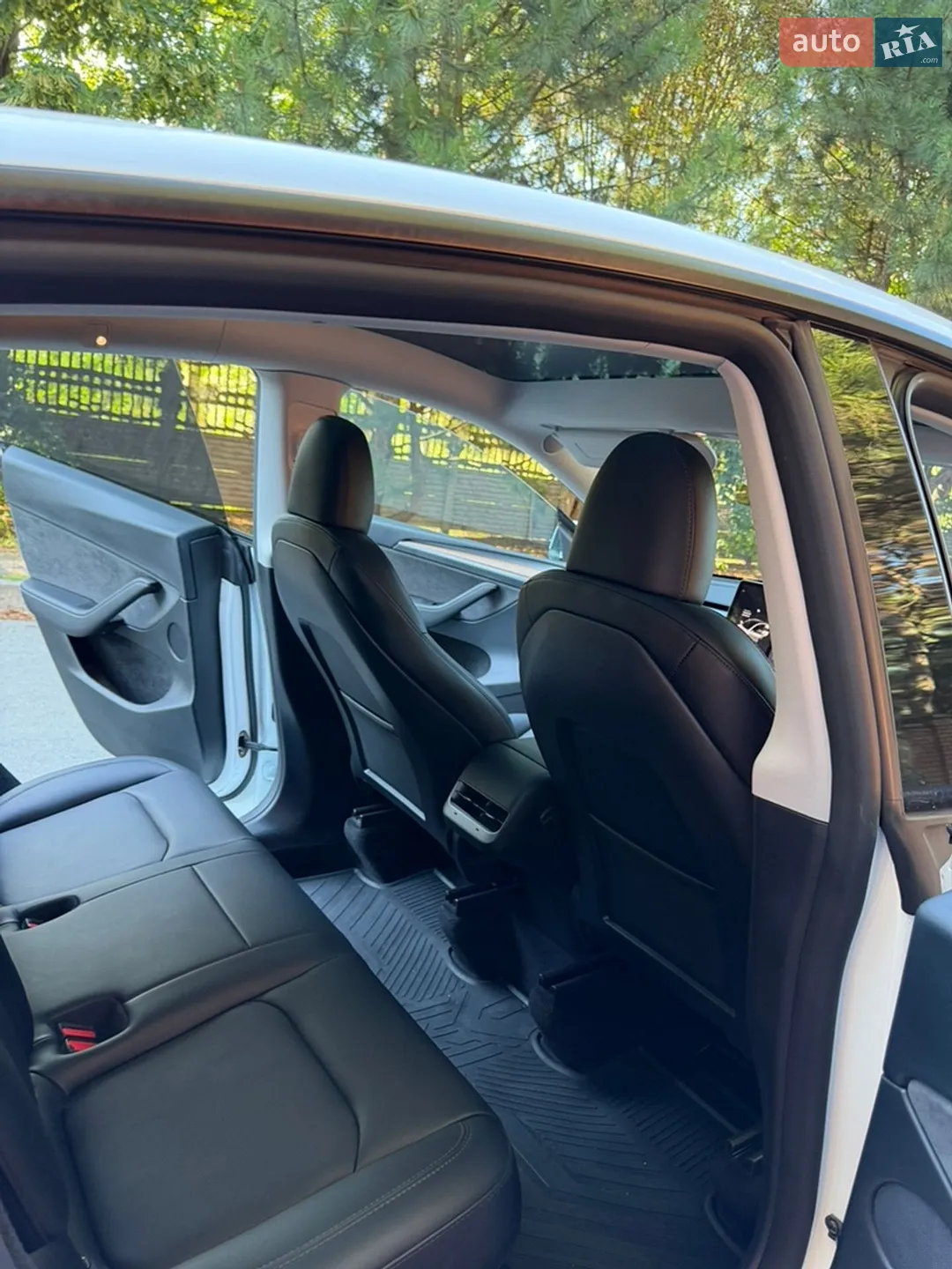 2023 Tesla Model Y - мініатюра 19