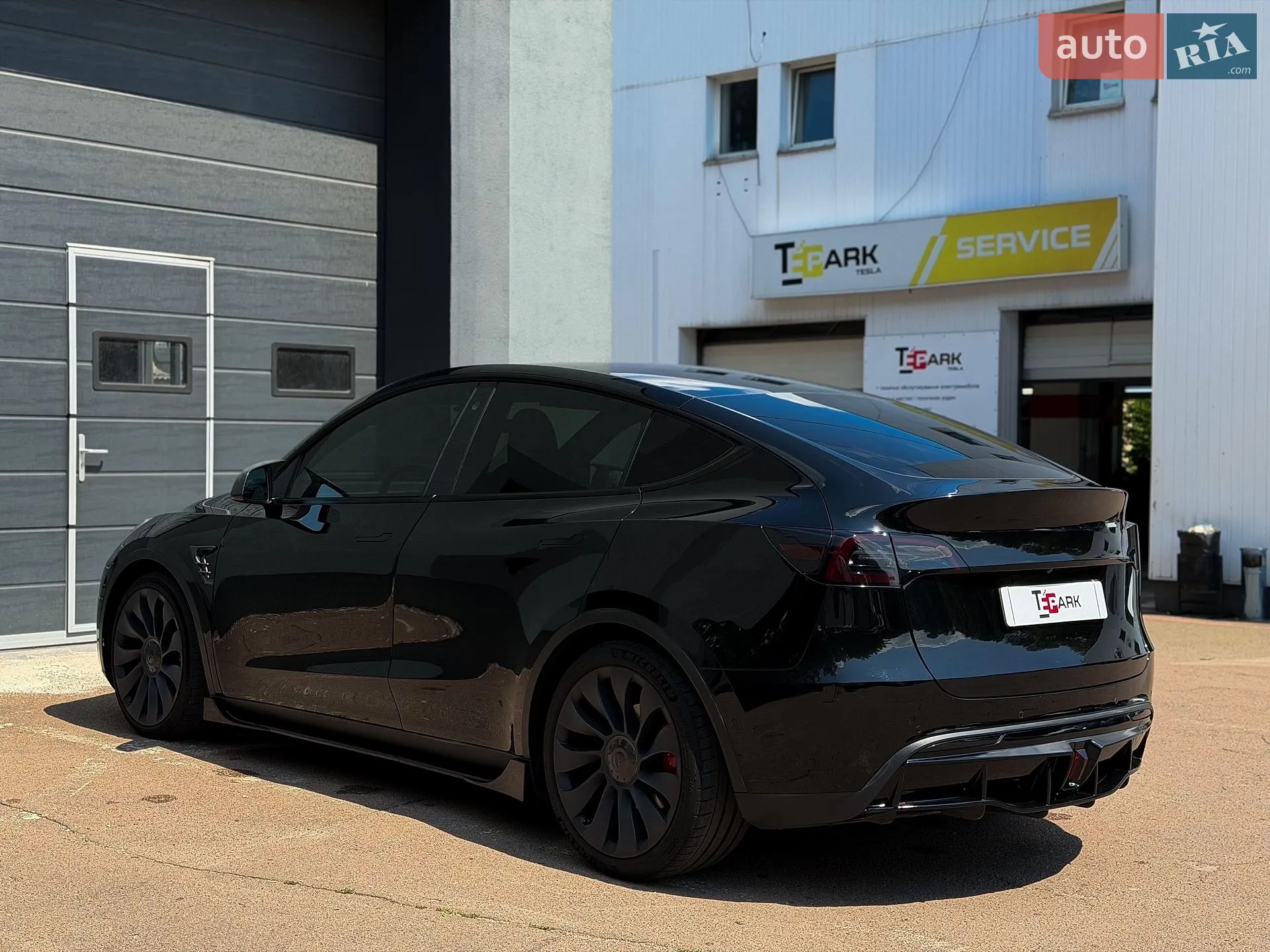 2021 Tesla Model Y - мініатюра 8