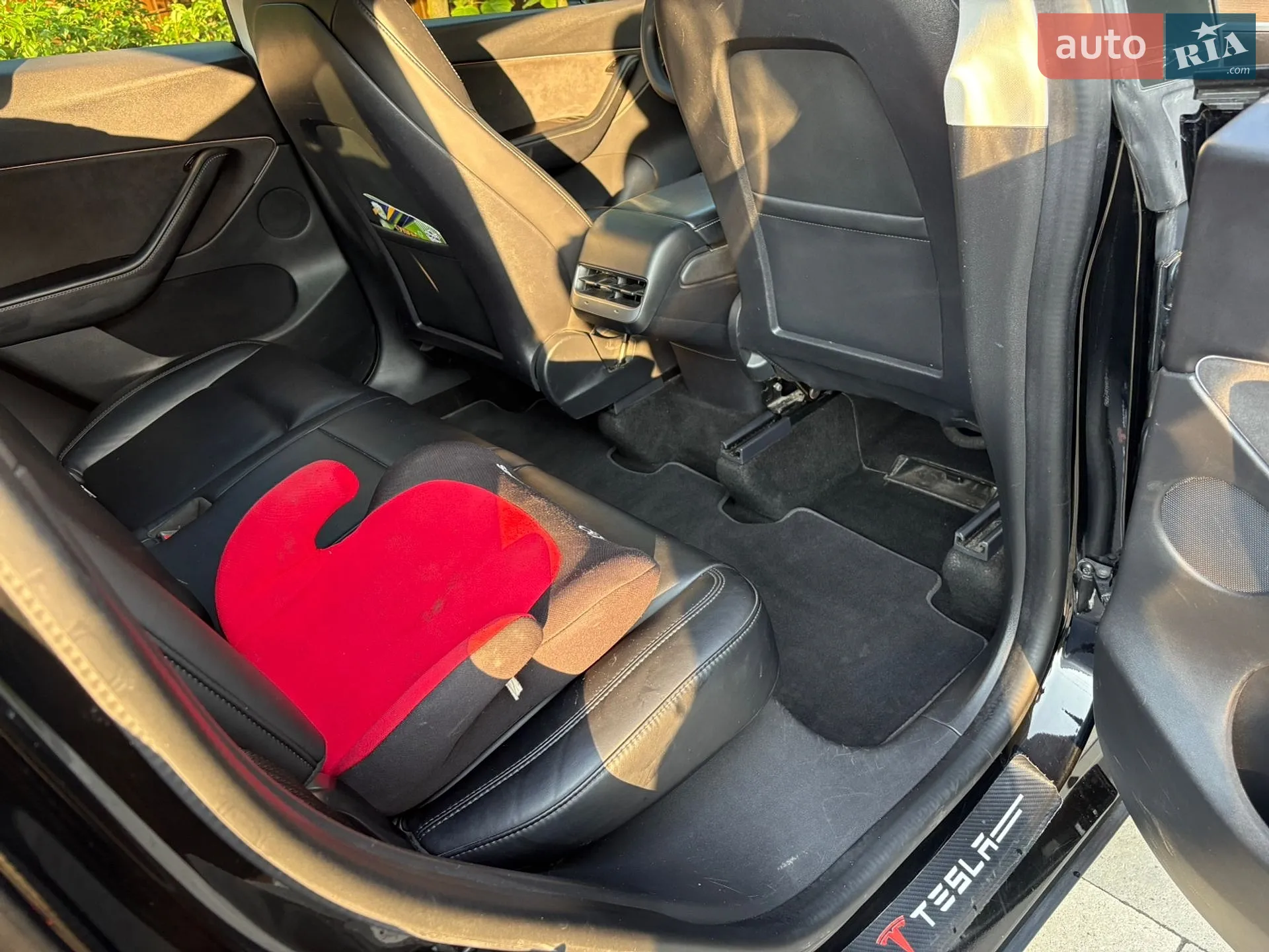 2020 Tesla Model Y - мініатюра 13