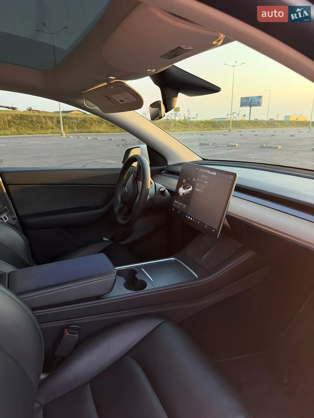 2021 Tesla Model Y - мініатюра 9