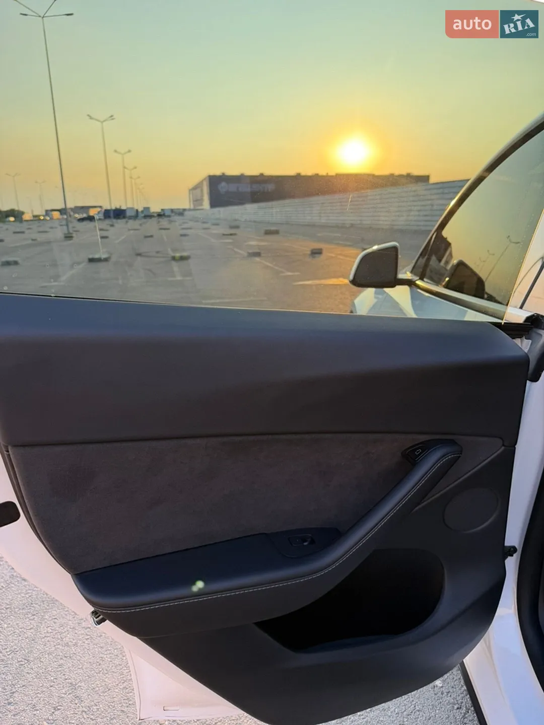 2021 Tesla Model Y - мініатюра 14