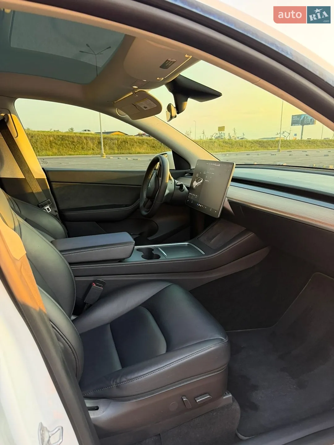 2021 Tesla Model Y - мініатюра 15