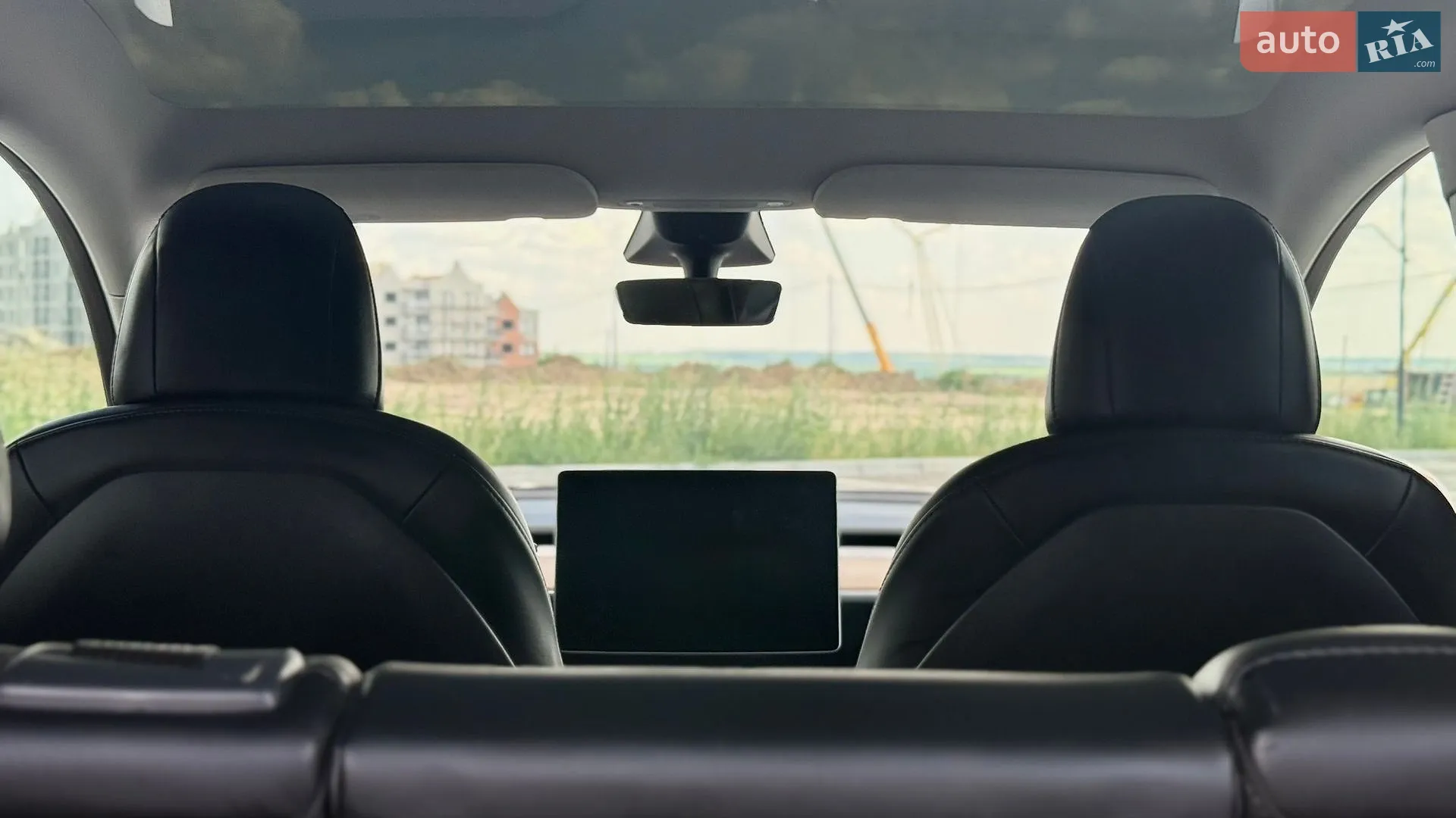 2022 Tesla Model Y - мініатюра 9