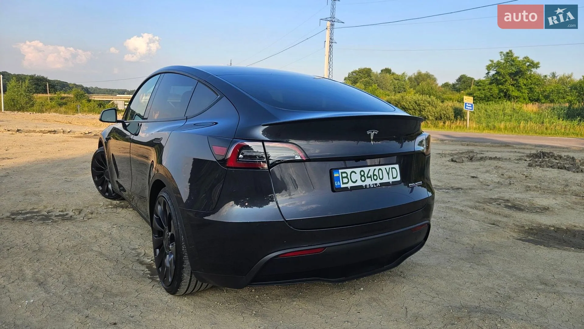 2024 Tesla Model Y - мініатюра 11
