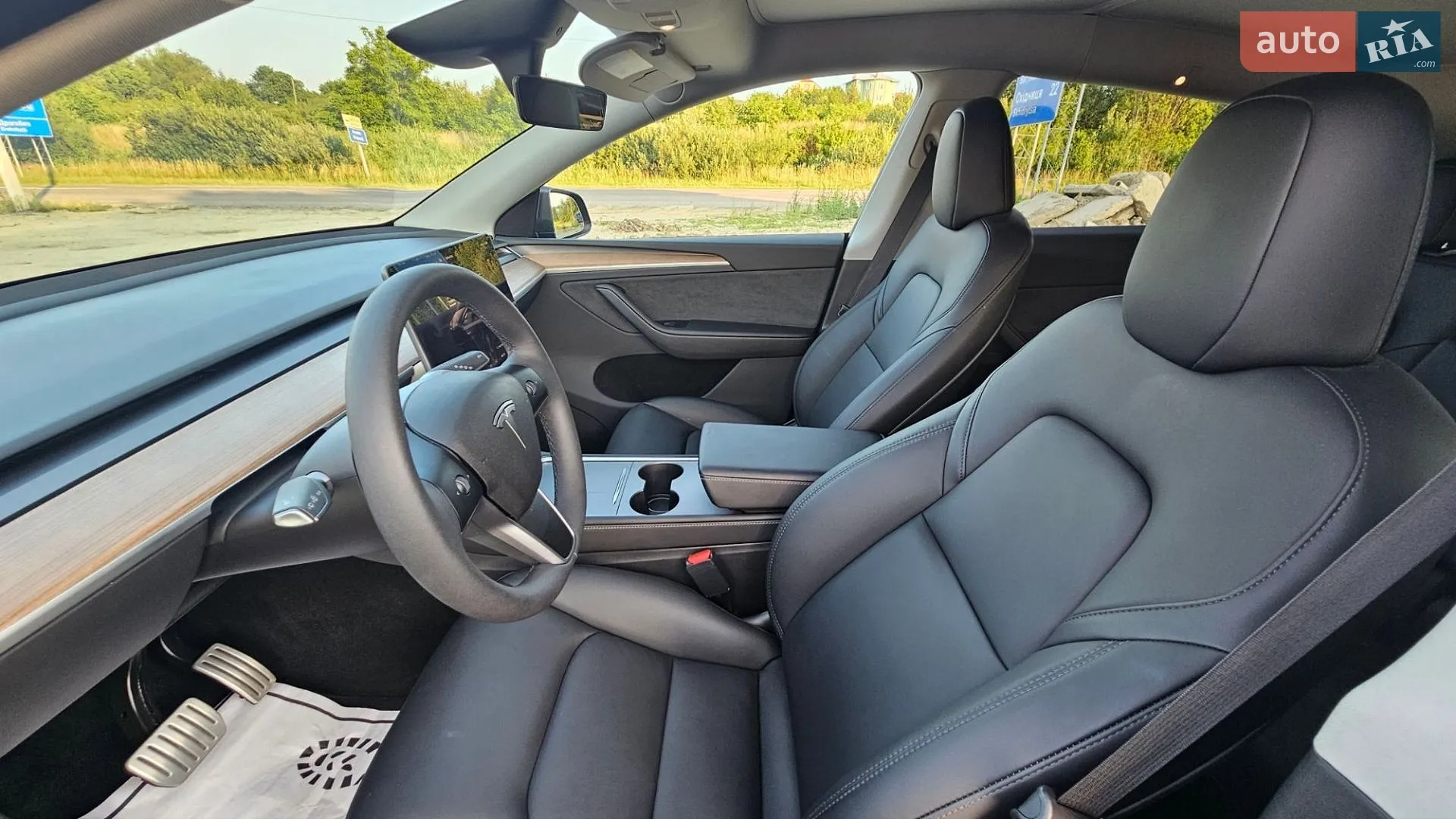 2024 Tesla Model Y - мініатюра 36