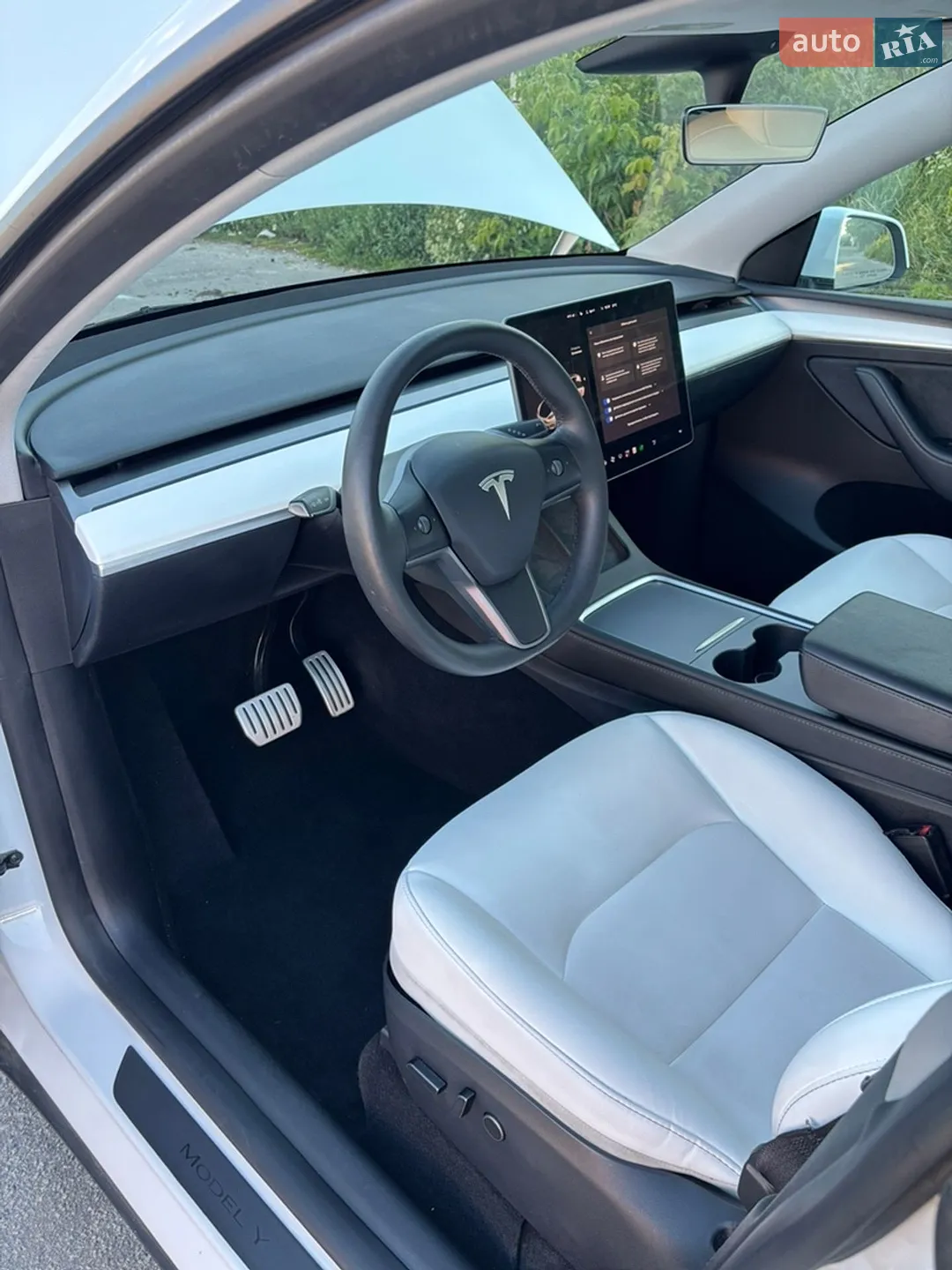 2023 Tesla Model Y - мініатюра 10