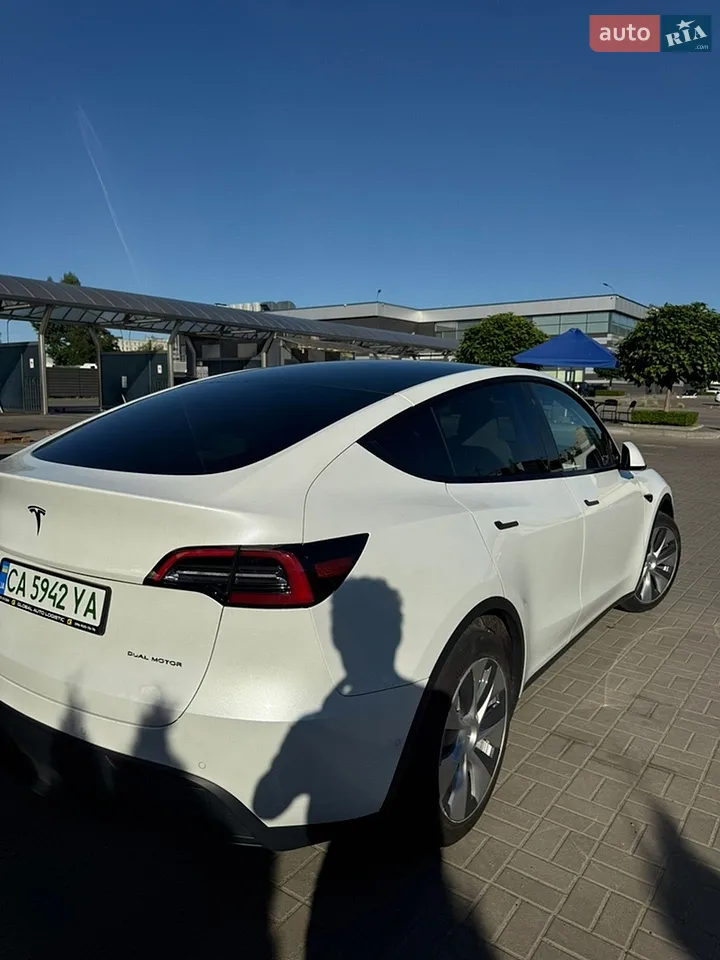 2022 Tesla Model Y - мініатюра 18