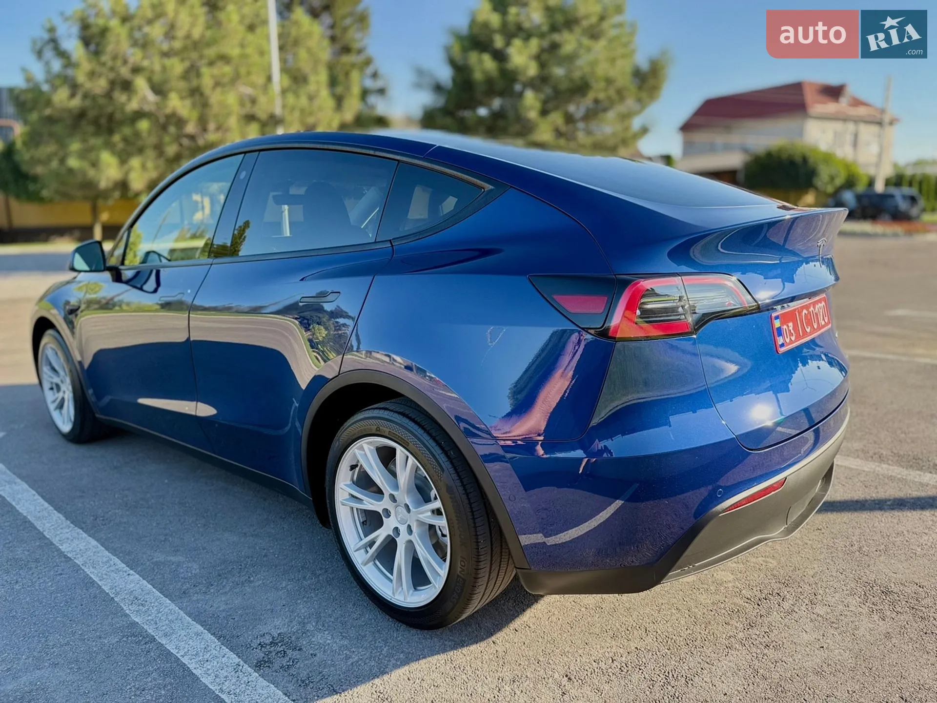 2021 Tesla Model Y - мініатюра 3