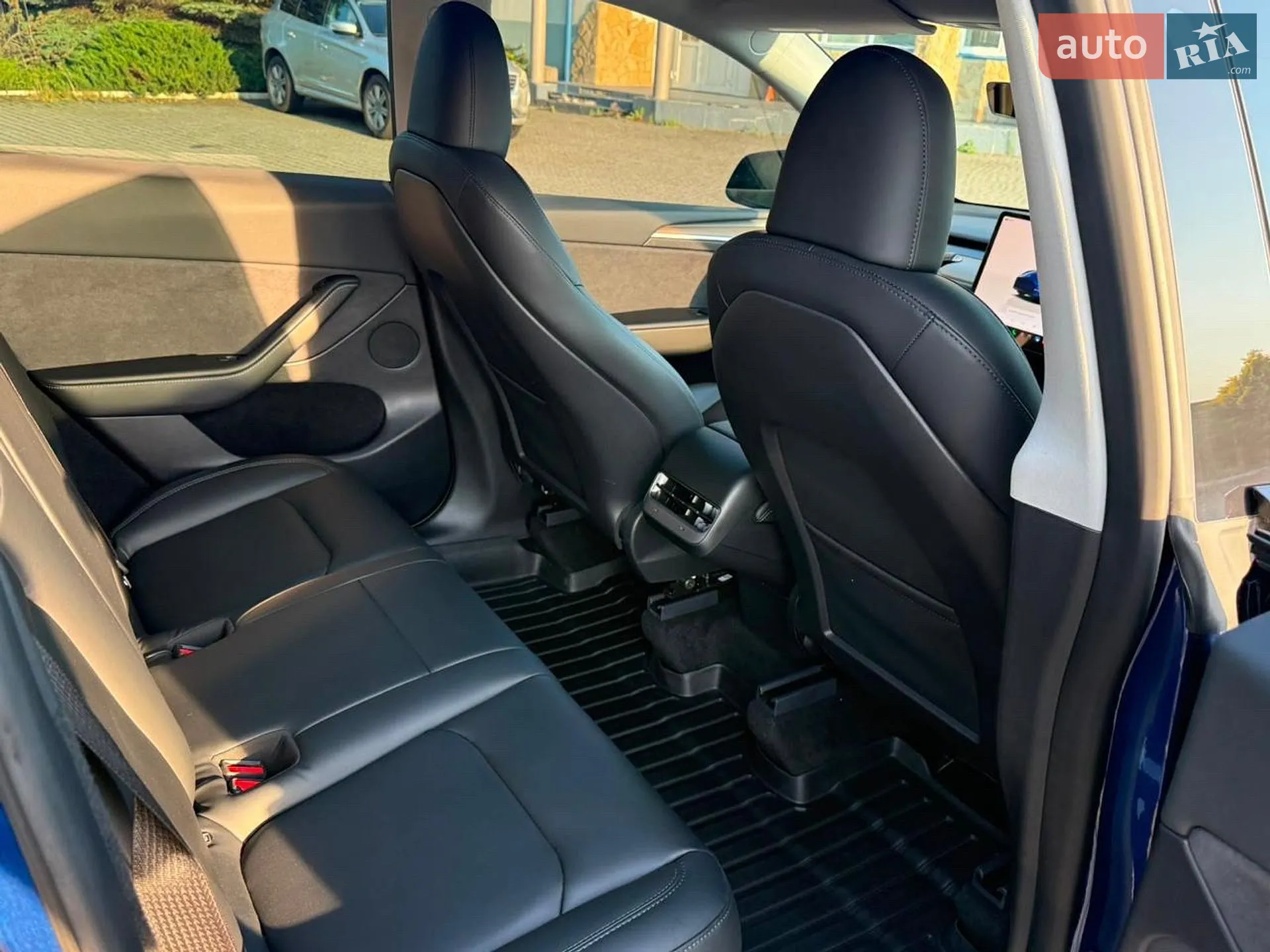 2023 Tesla Model Y - мініатюра 15