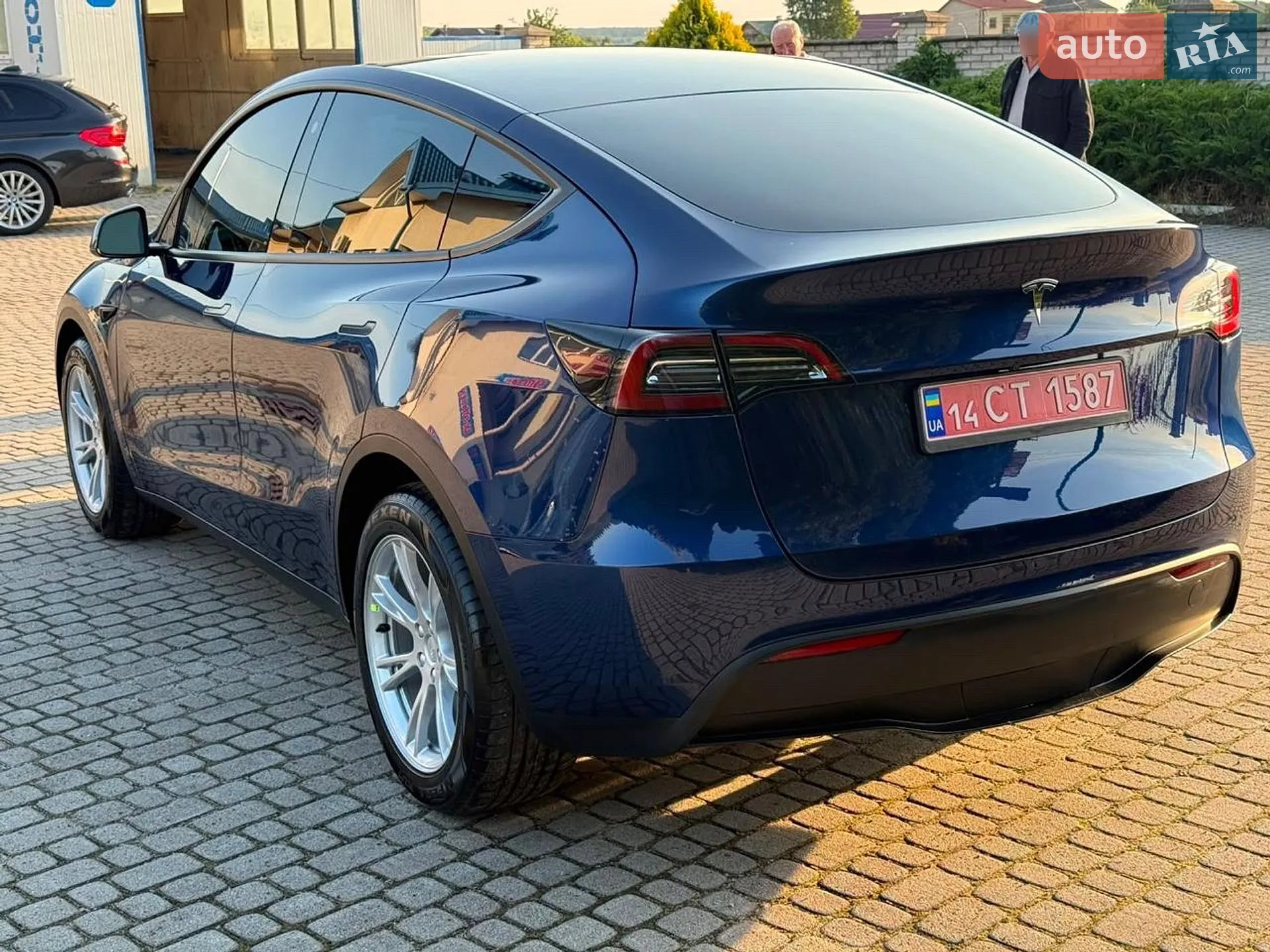 2023 Tesla Model Y - мініатюра 18