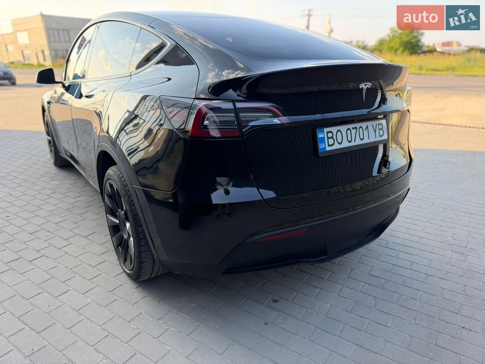 2024 Tesla Model Y - мініатюра 11
