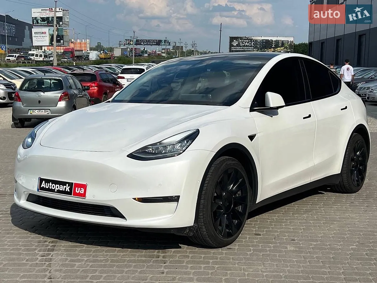 2020 Tesla Model Y - мініатюра 18