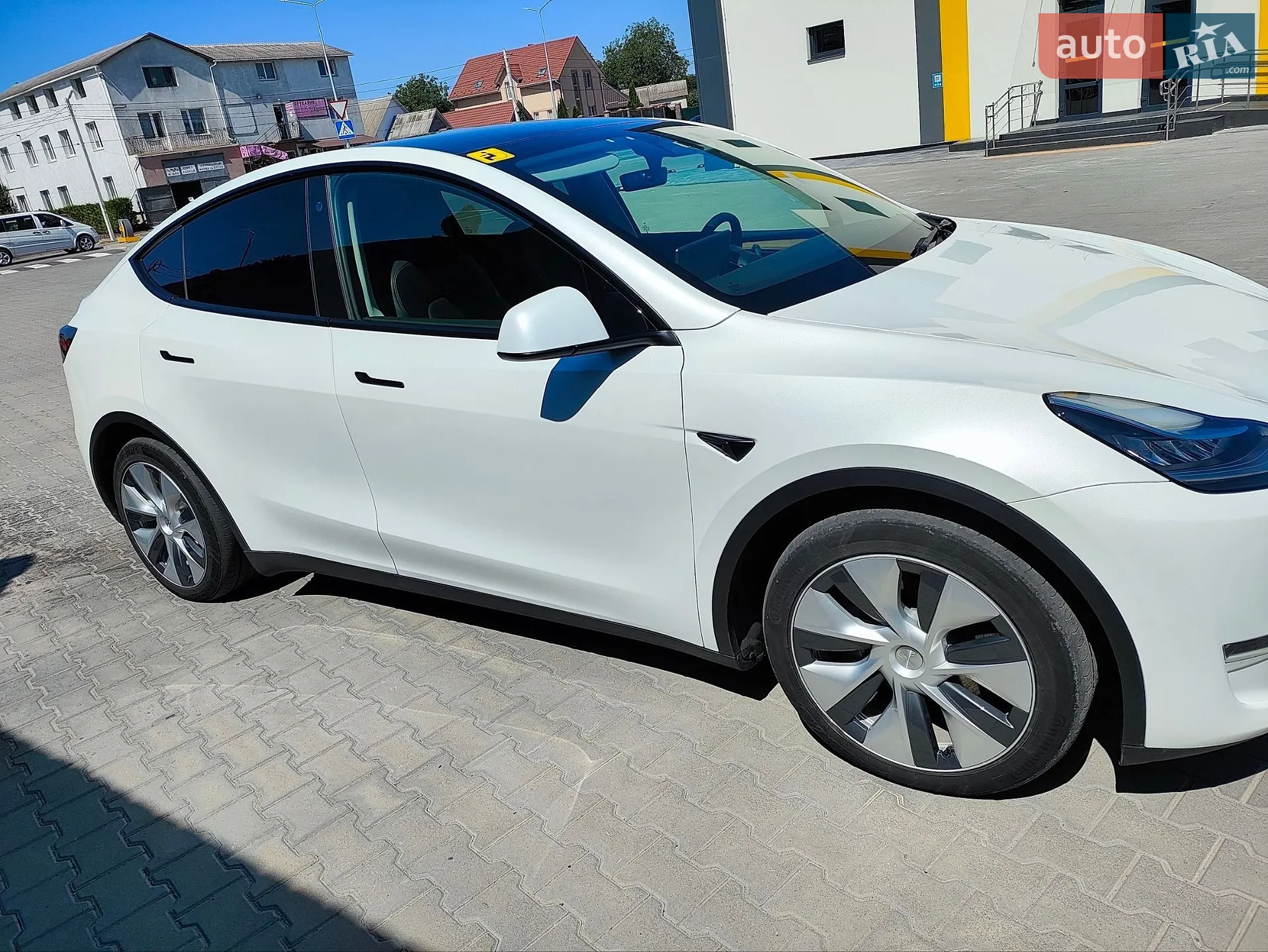 2023 Tesla Model Y - мініатюра 9
